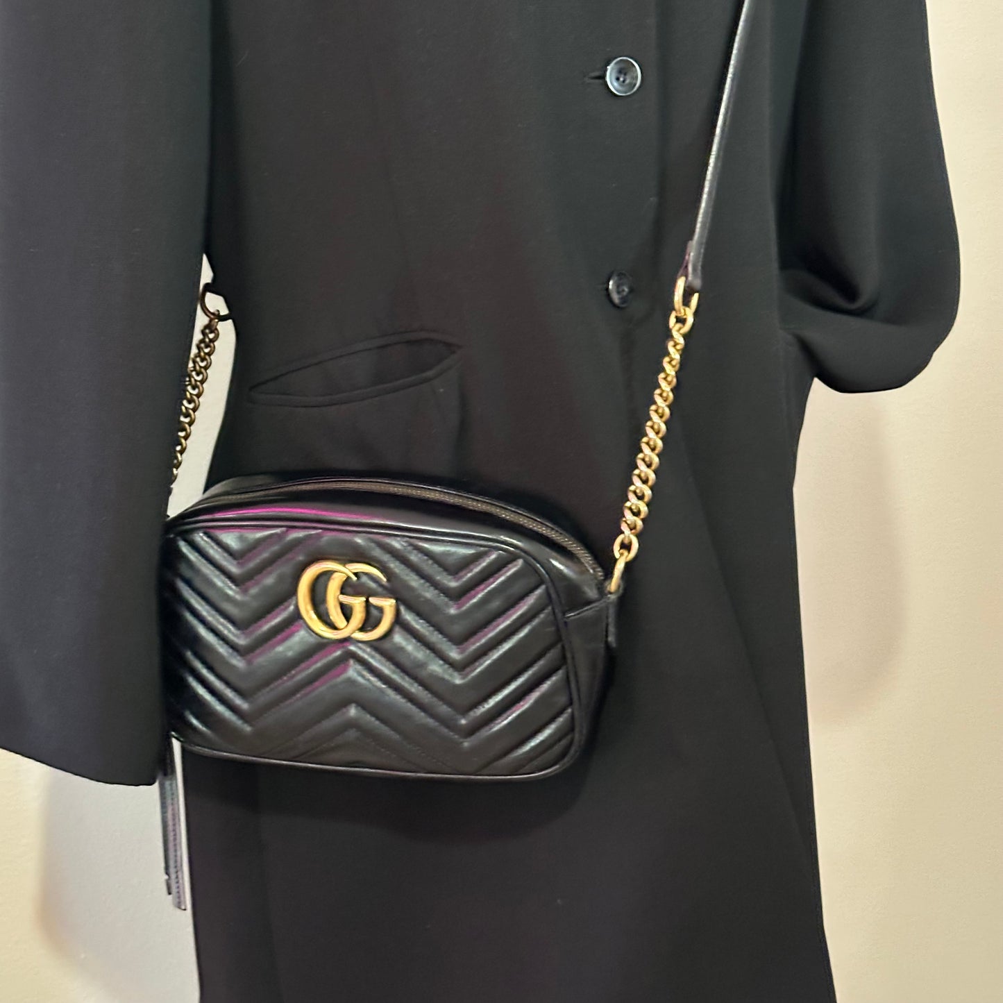 Authentic GUCCI Black Marmont V Stitch Crossbody