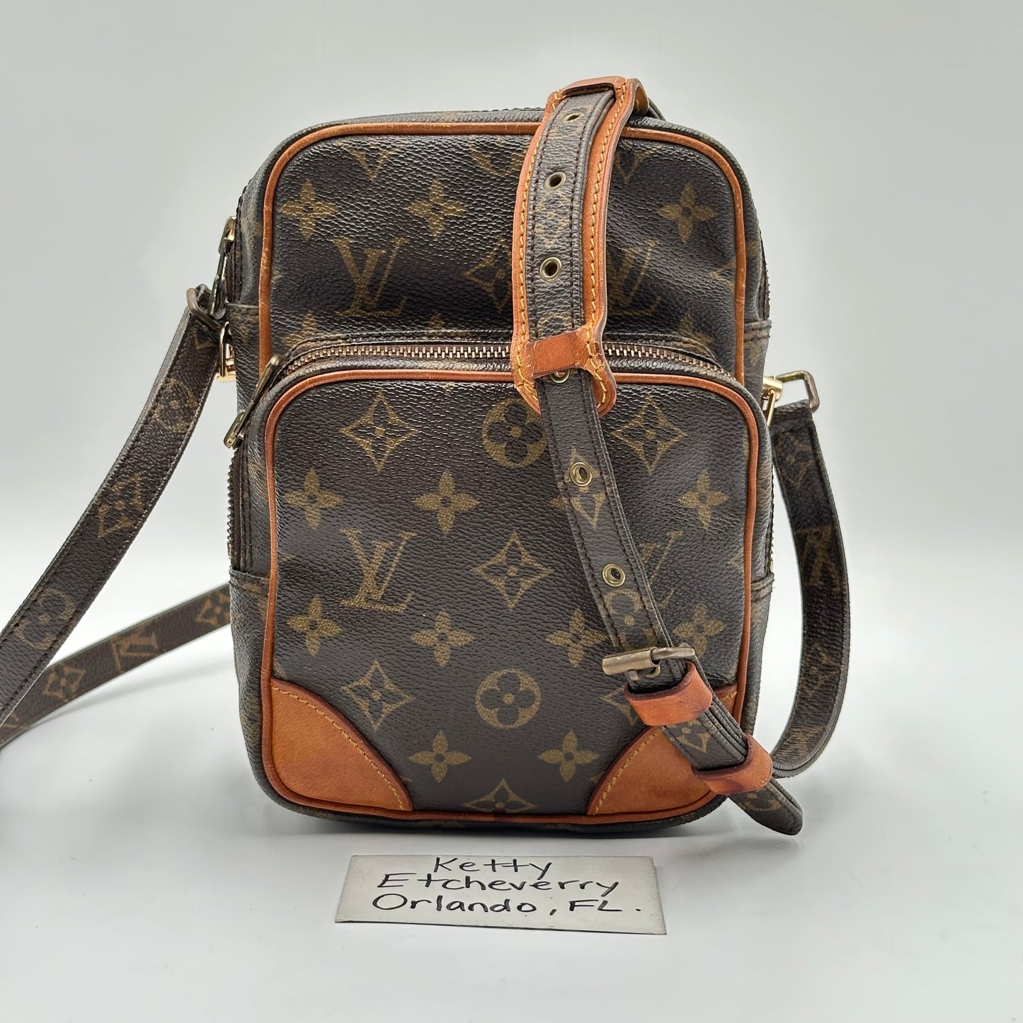 Authentic Louis Vuitton 1987 Monogram Amazone MM Crossbody