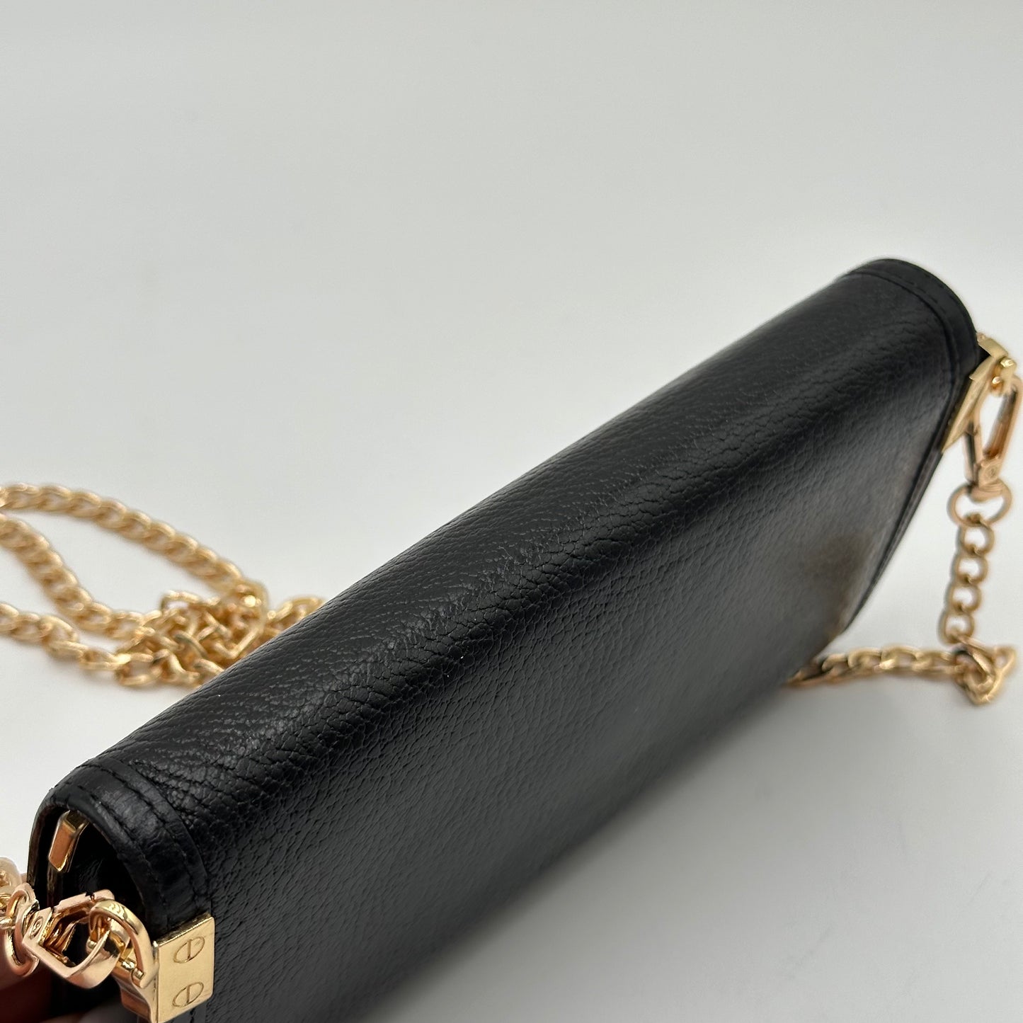 Authentic Louis Vuitton 2005 Suhali Black Trifold Wallet Crossbody