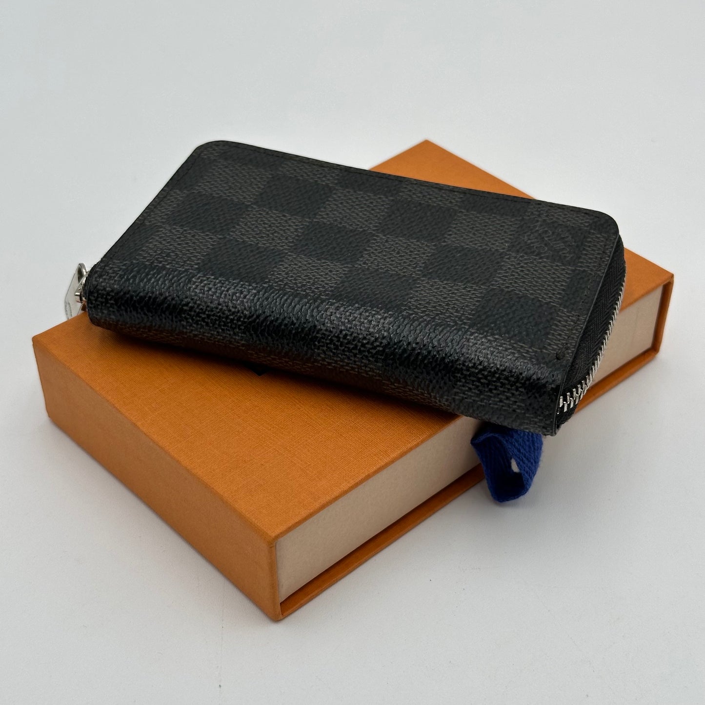 Authentic Louis Vuitton 2013 Damier Graphite Zippy Coin Purse Wallet