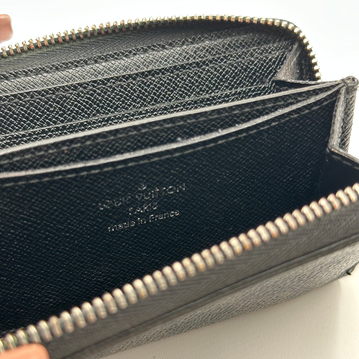 Authentic Louis Vuitton 2013 Damier Graphite Zippy Coin Purse Wallet