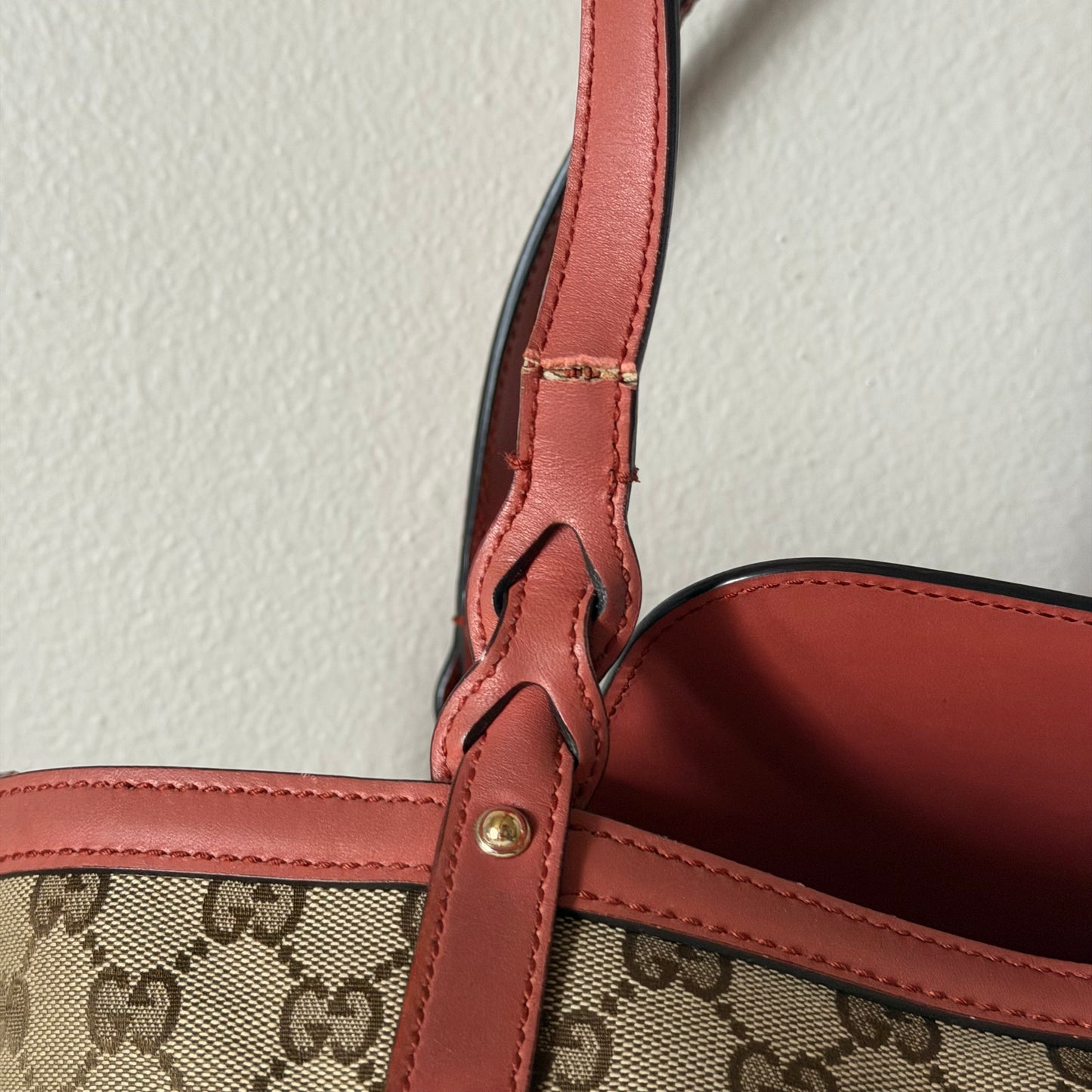 Authentic GUCCI GG Canvas Medium Craft Tote + Wristlet