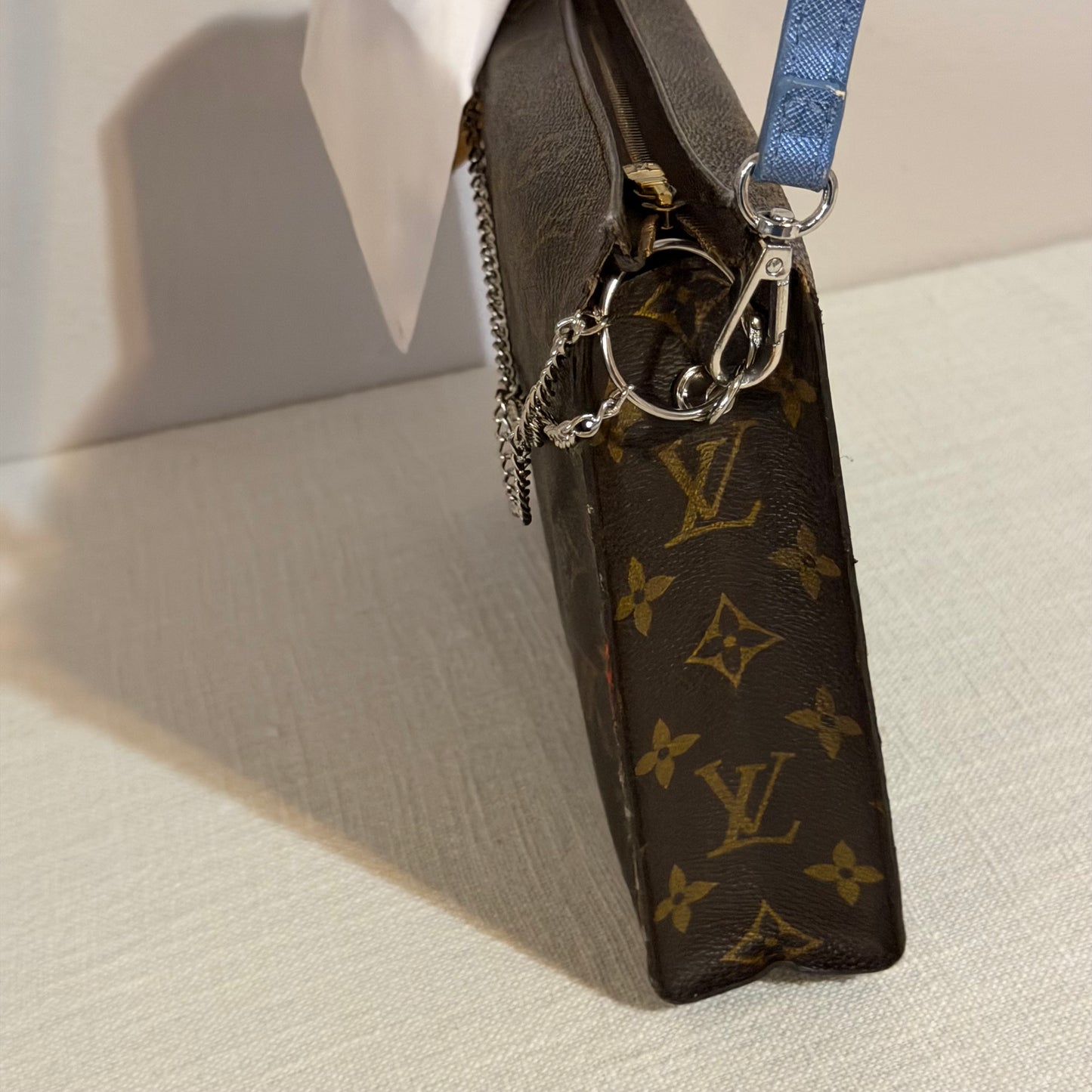 Authentic Louis Vuitton Monogram Toiletry 26 Crossbody