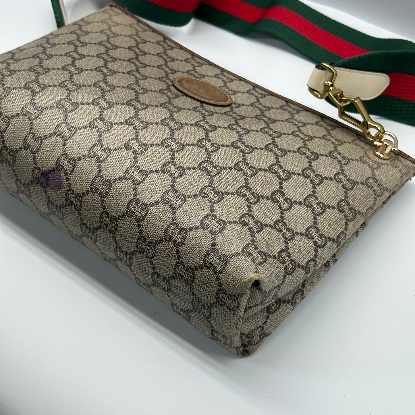 Authentic GUCCI Vintage GG Zipper Pouch Crossbody