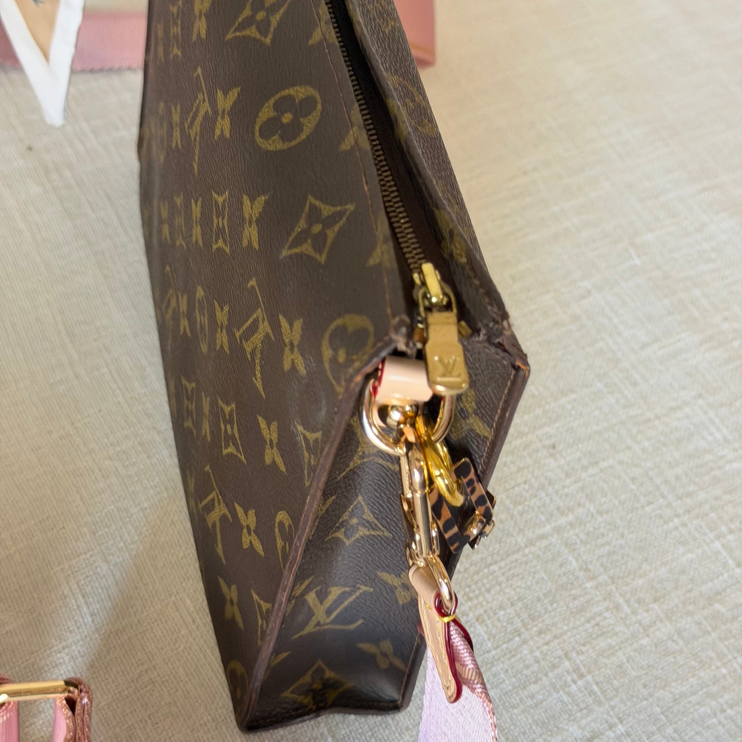 Authentic Louis Vuitton Monogram Toiletry 26 Crossbody