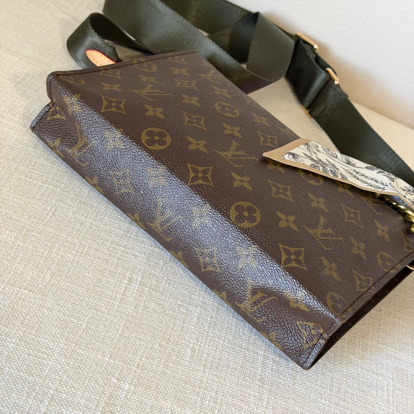 (Copy) Authentic Louis Vuitton Monogram Toiletry 26 Crossbody