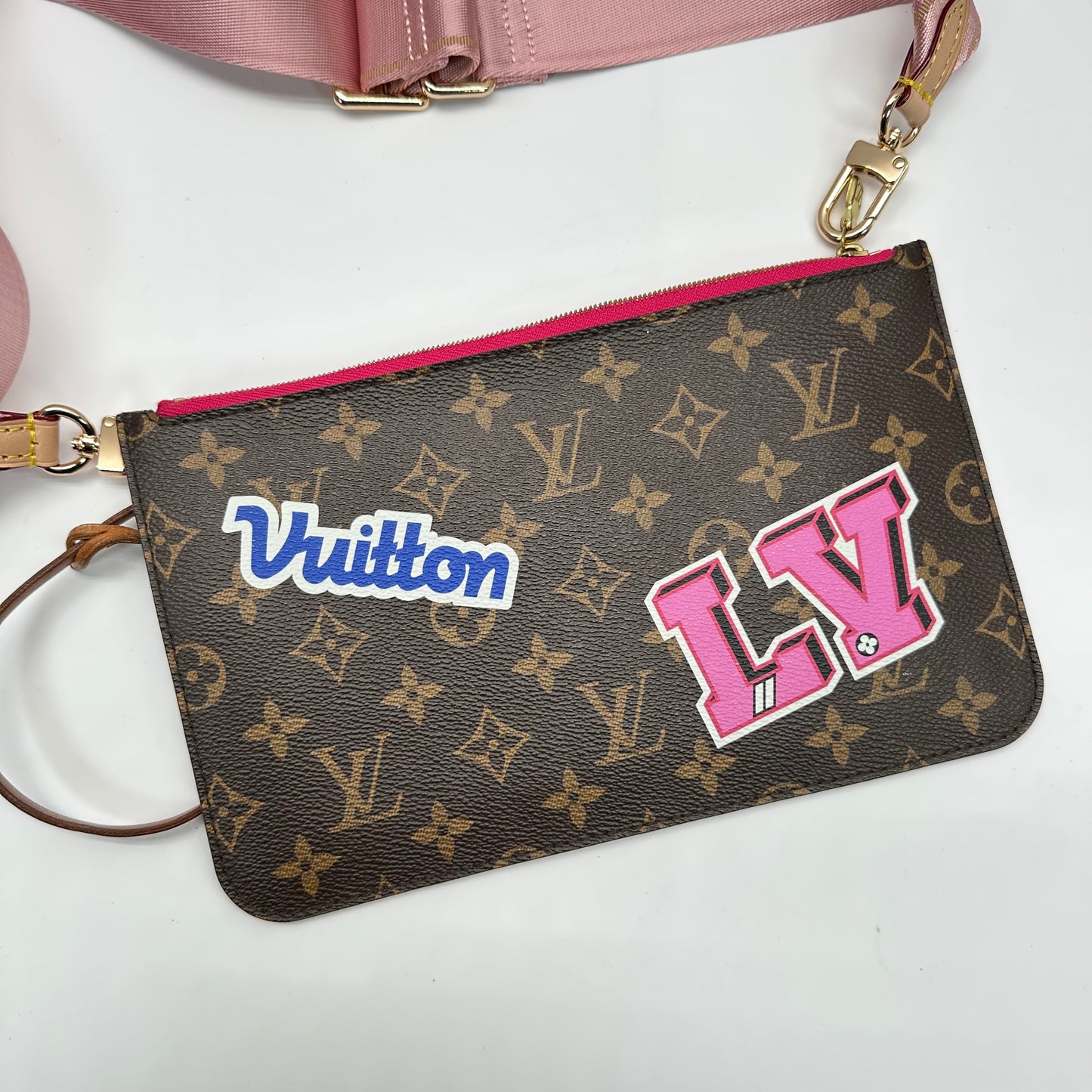 Authentic Louis Vuitton 2018 Monogram Travel Stickers Neverfull Pouch