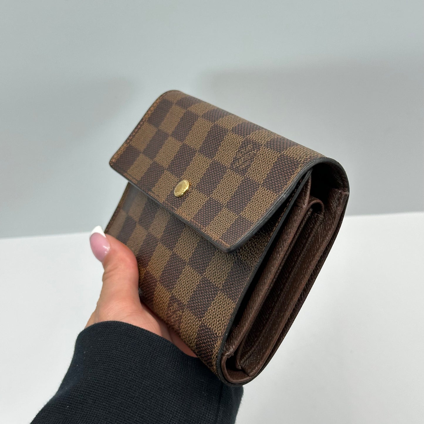 Authentic Louis Vuitton 2005 Damier Ebene Alexandra Trifold Compact Wallet