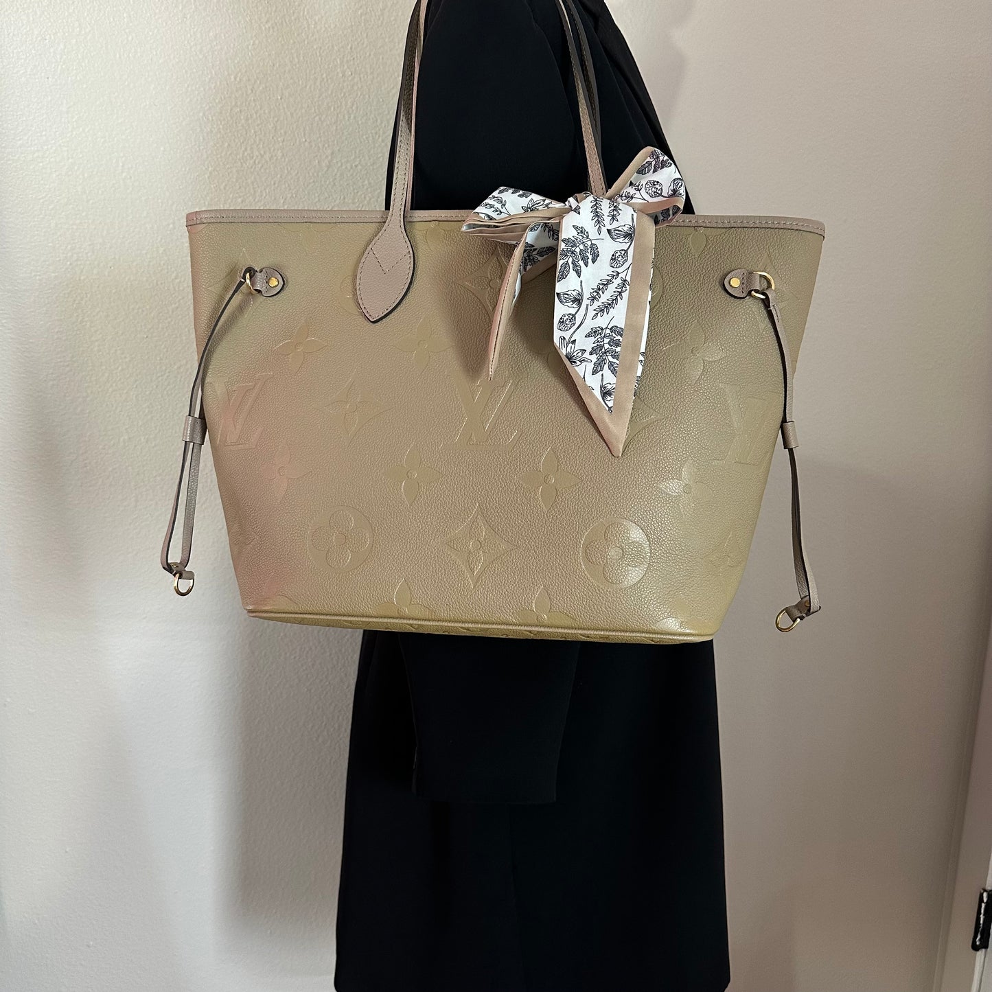 Authentic Louis Vuitton Turtle Dove Empreinte Neverfull MM