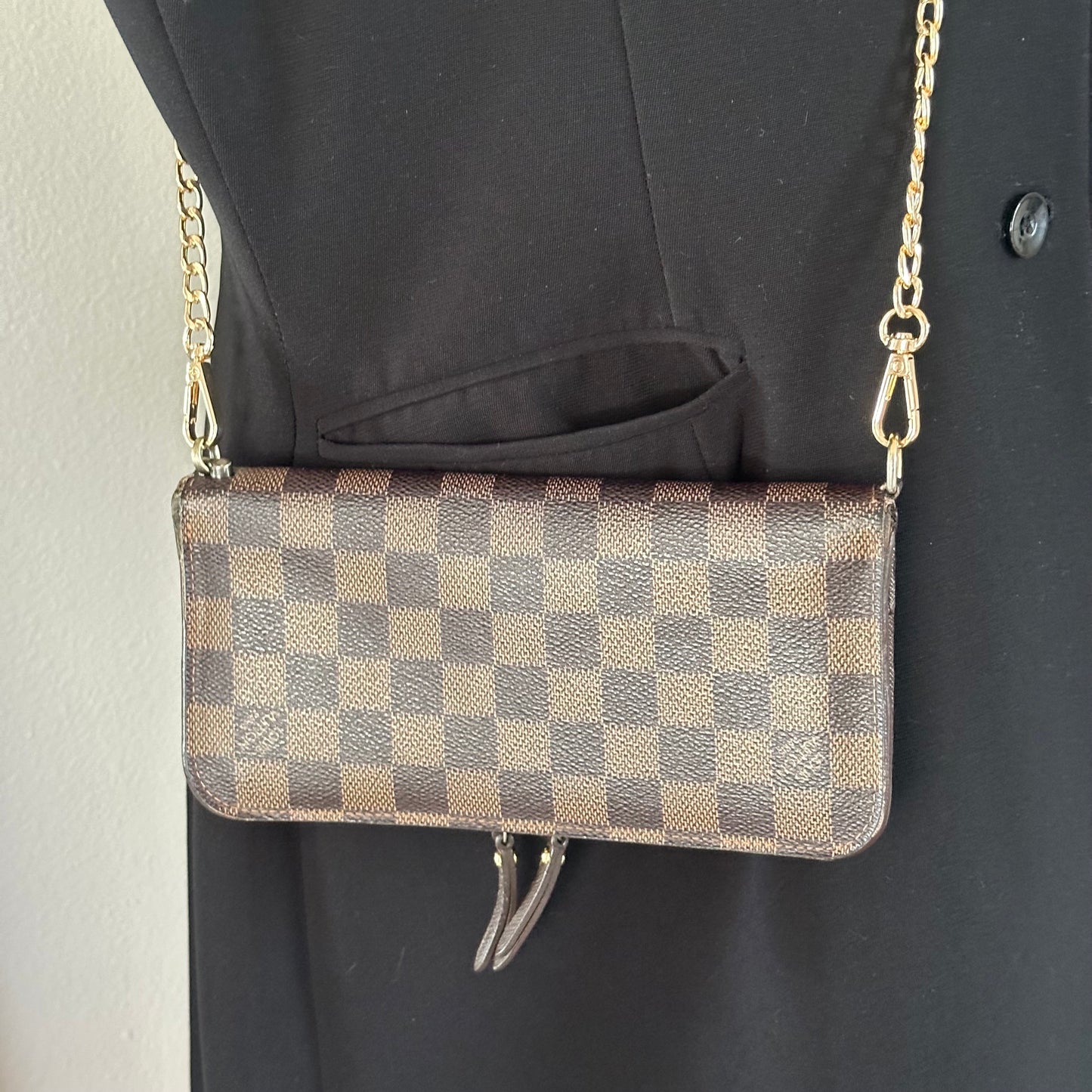 Authentic Louis Vuitton 2009 Damier Ebene Insolite Wallet Crossbody