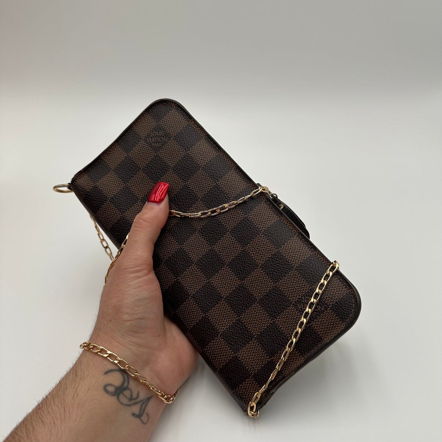 Authentic Louis Vuitton 2009 Damier Ebene Insolite Wallet Crossbody