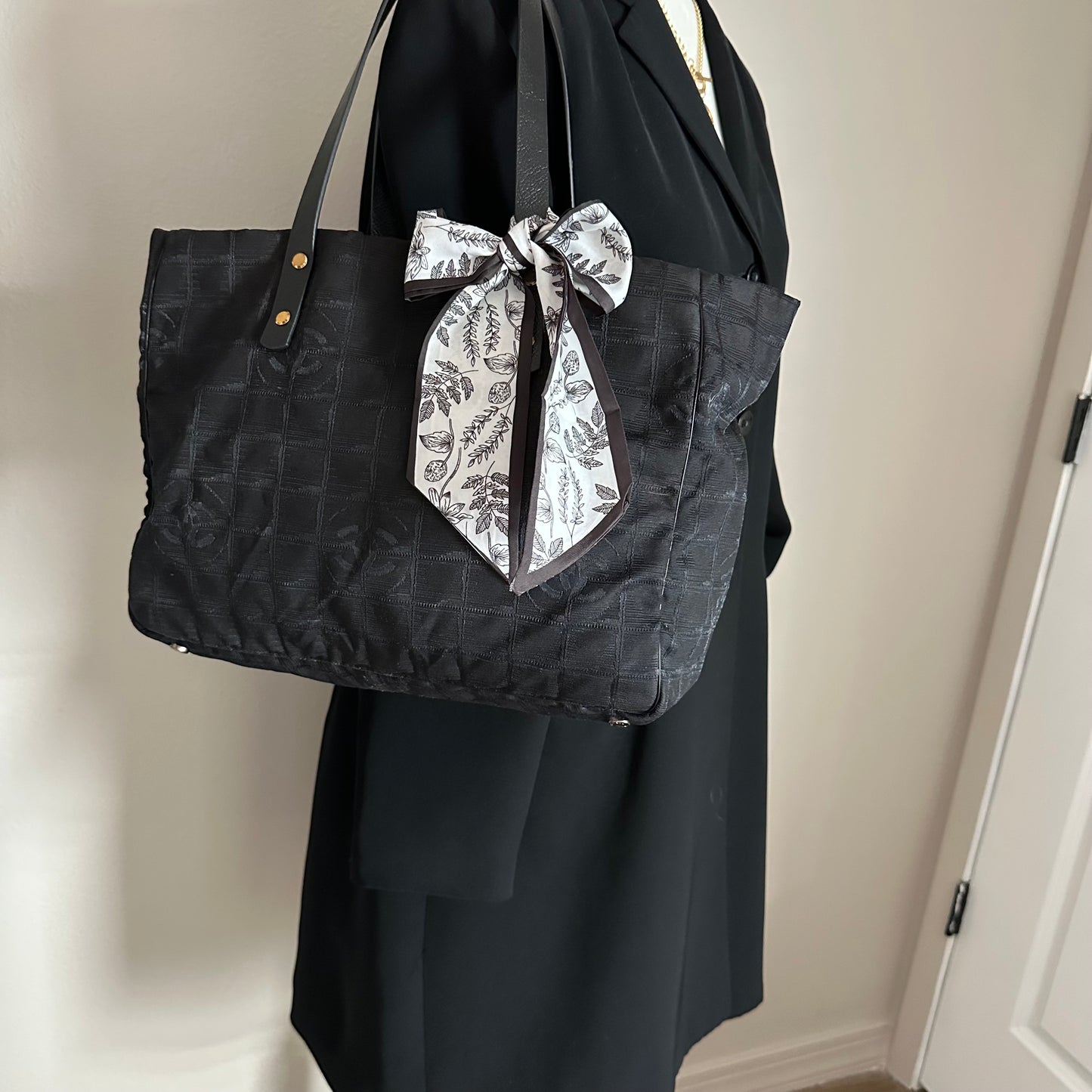 Authentic CHANEL Black Medium Travel Line Tote