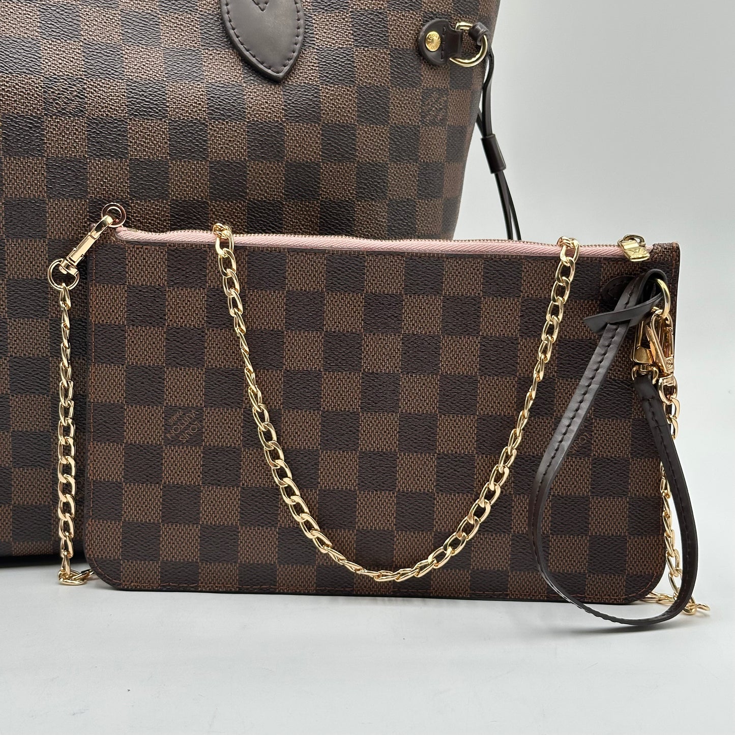 Authentic Louis Vuitton 2018 Damier Ebene Neverfull Rose Ballerine MM + Wristlet