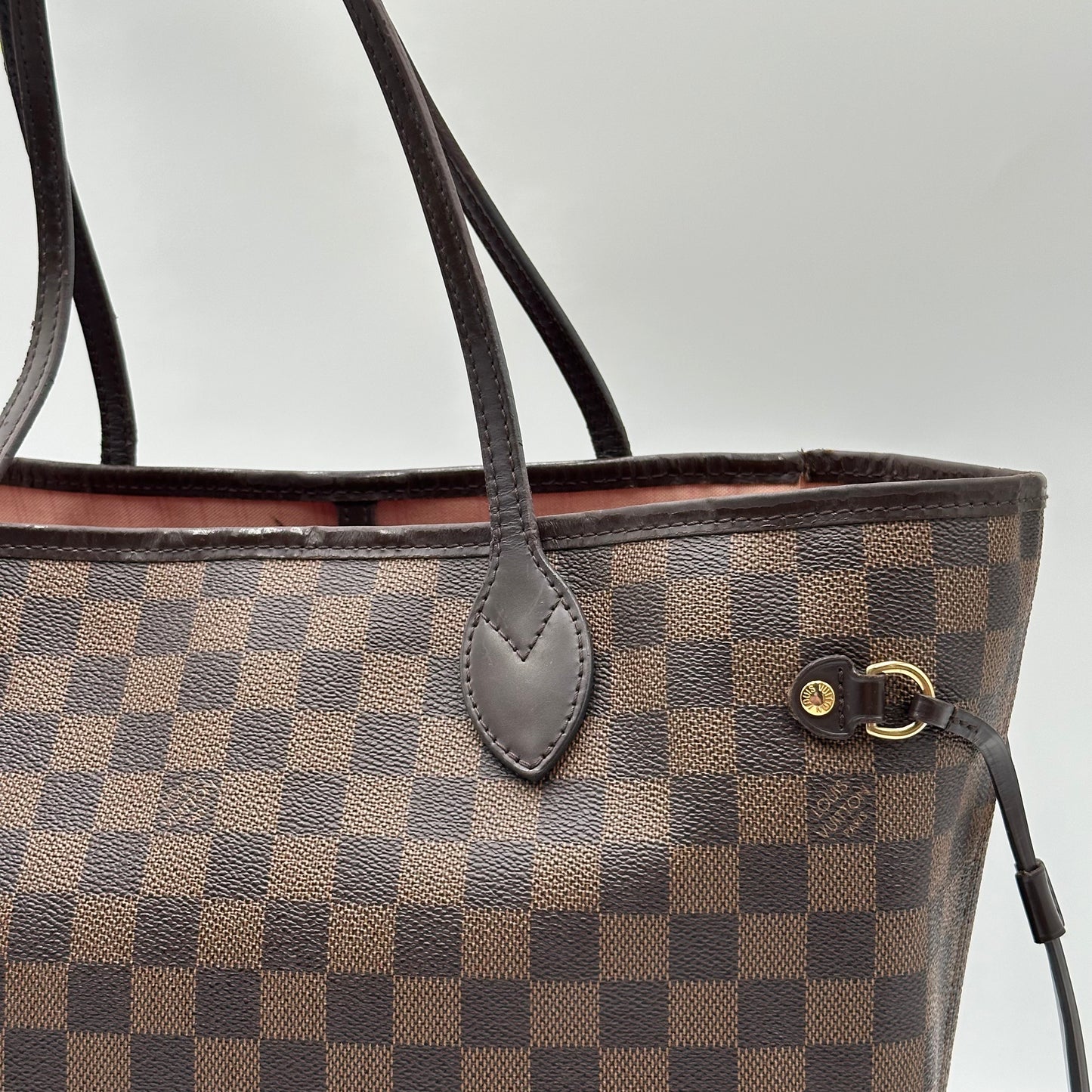 Authentic Louis Vuitton 2018 Damier Ebene Neverfull Rose Ballerine MM + Wristlet