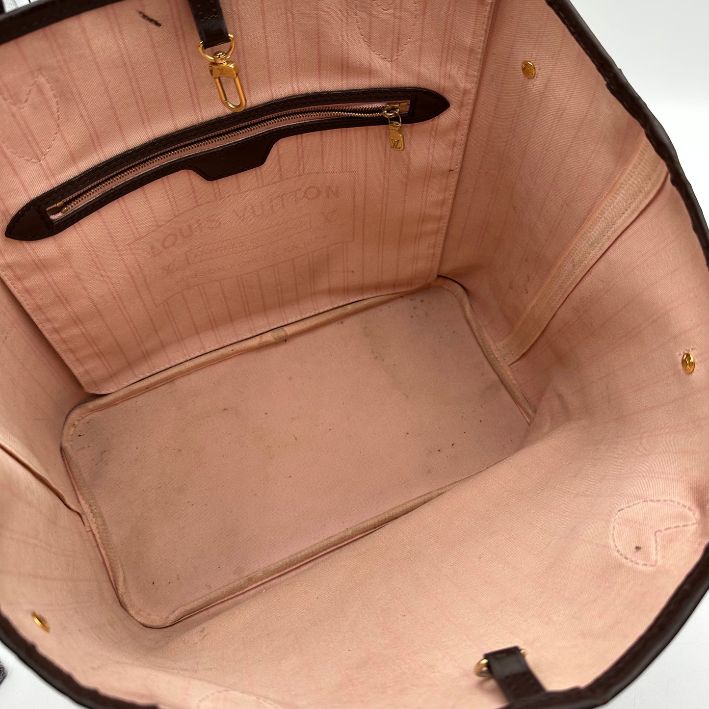 Authentic Louis Vuitton 2018 Damier Ebene Neverfull Rose Ballerine MM + Wristlet