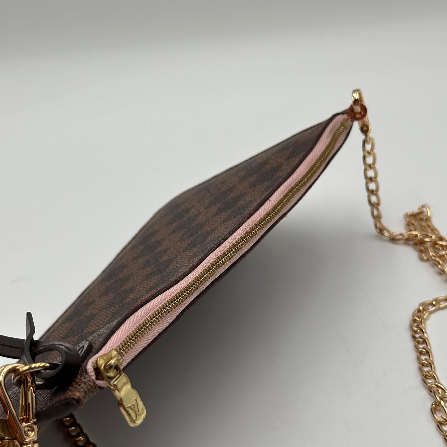 Authentic Louis Vuitton 2018 Damier Ebene Rose Ballerine Neverfull MM Wristlet Crossbody