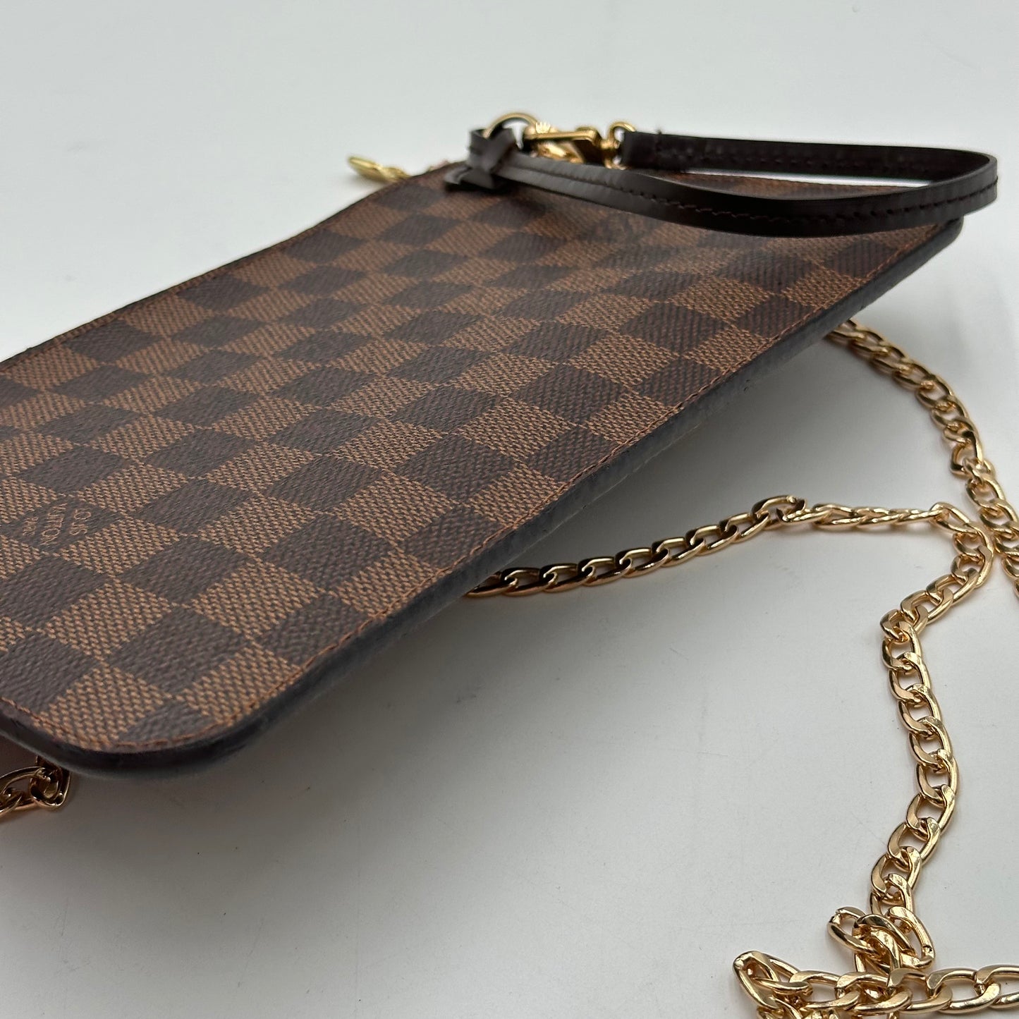 Authentic Louis Vuitton 2018 Damier Ebene Neverfull Rose Ballerine MM + Wristlet