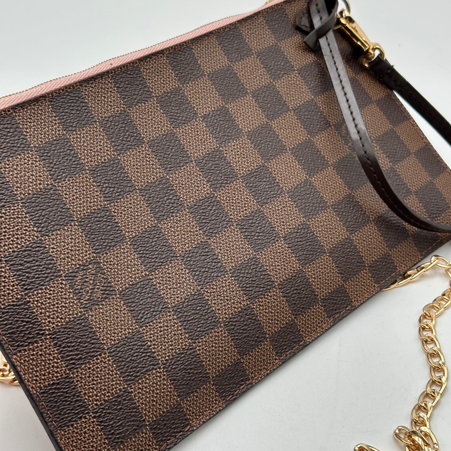 Authentic Louis Vuitton 2018 Damier Ebene Rose Ballerine Neverfull MM Wristlet Crossbody