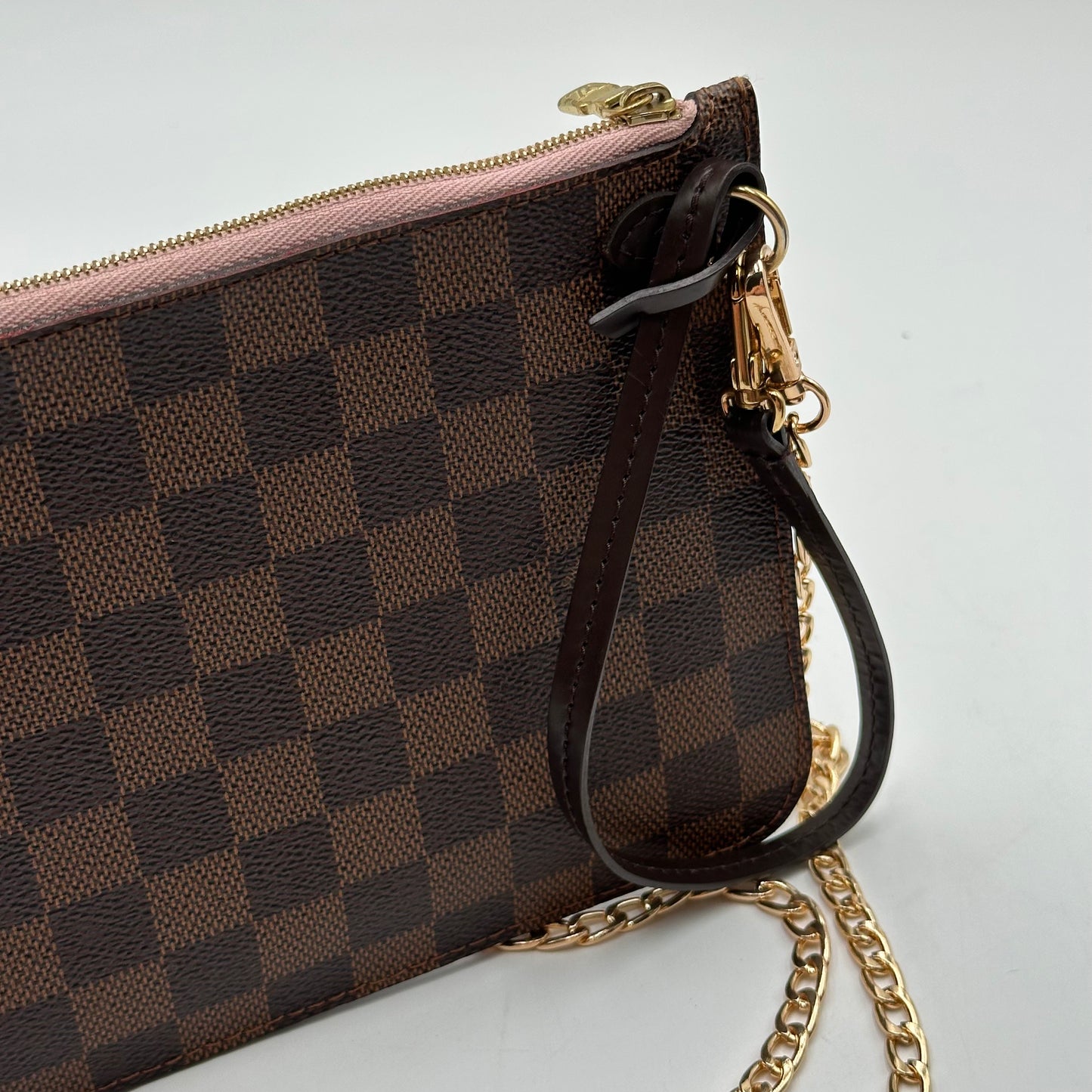 Authentic Louis Vuitton 2018 Damier Ebene Neverfull Rose Ballerine MM + Wristlet