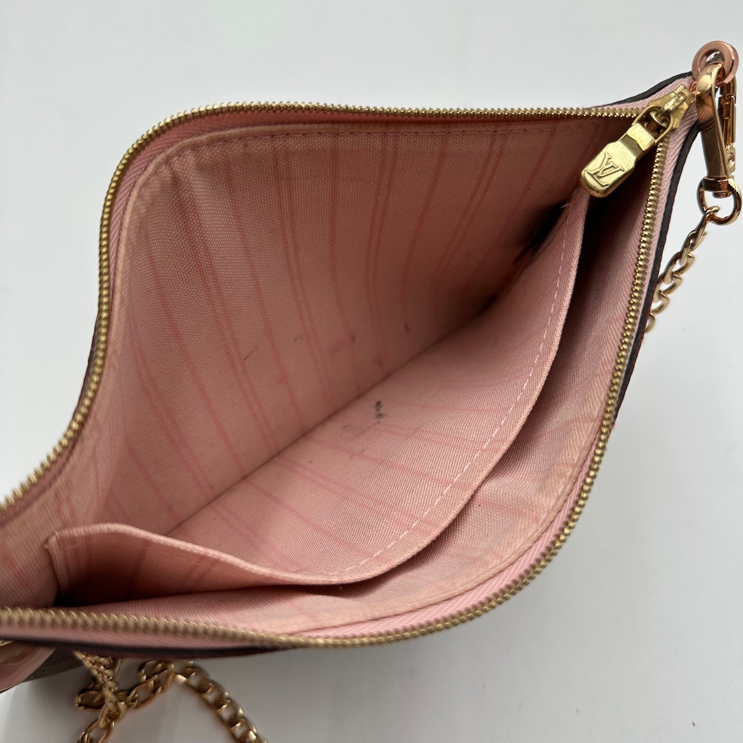 Authentic Louis Vuitton 2018 Damier Ebene Rose Ballerine Neverfull MM Wristlet Crossbody