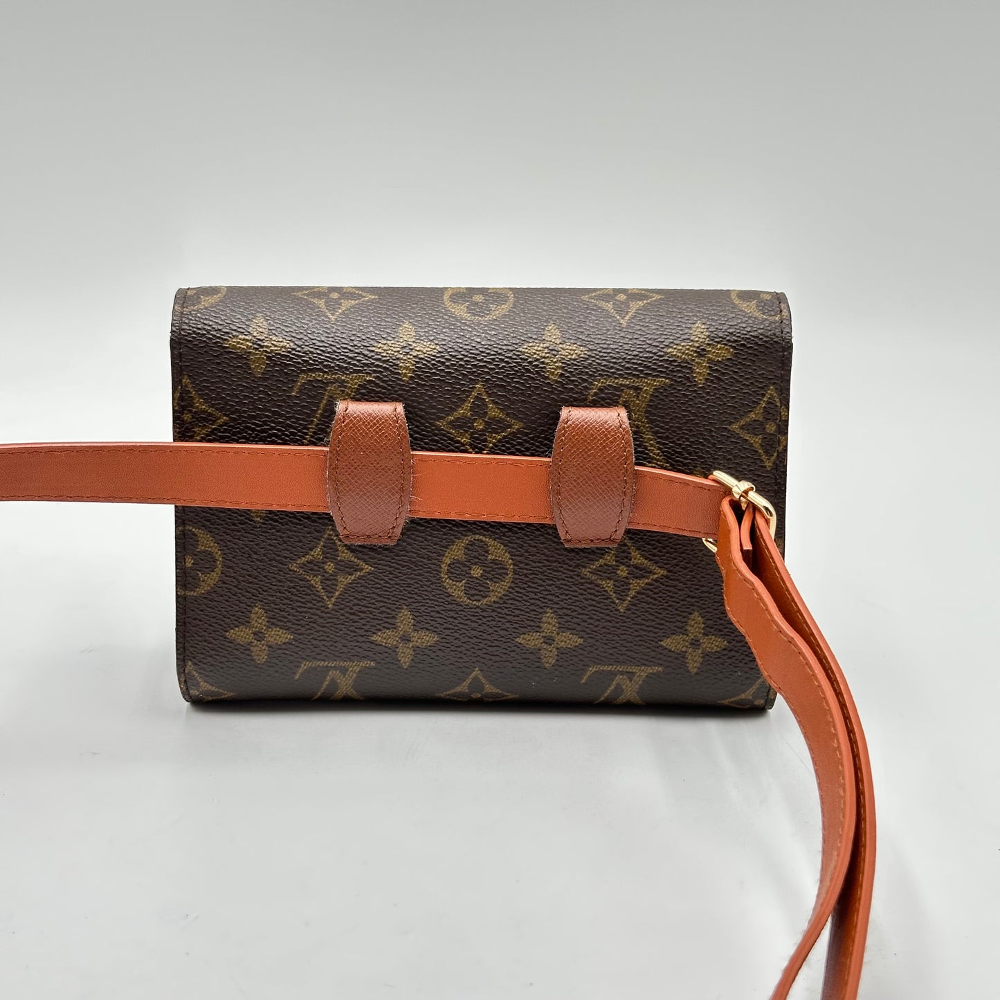 Authentic Louis Vuitton 1993 Monogram Arsch Belt Bag Crossbody