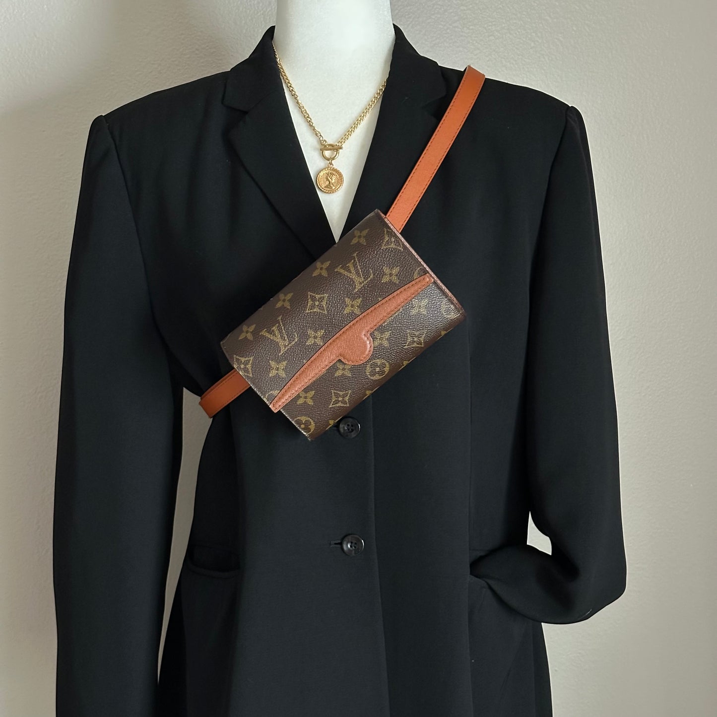 Authentic Louis Vuitton 1993 Monogram Arsch Belt Bag Crossbody