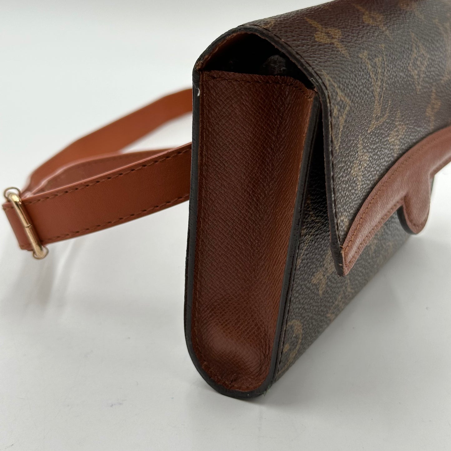 Authentic Louis Vuitton 1993 Monogram Arsch Belt Bag Crossbody