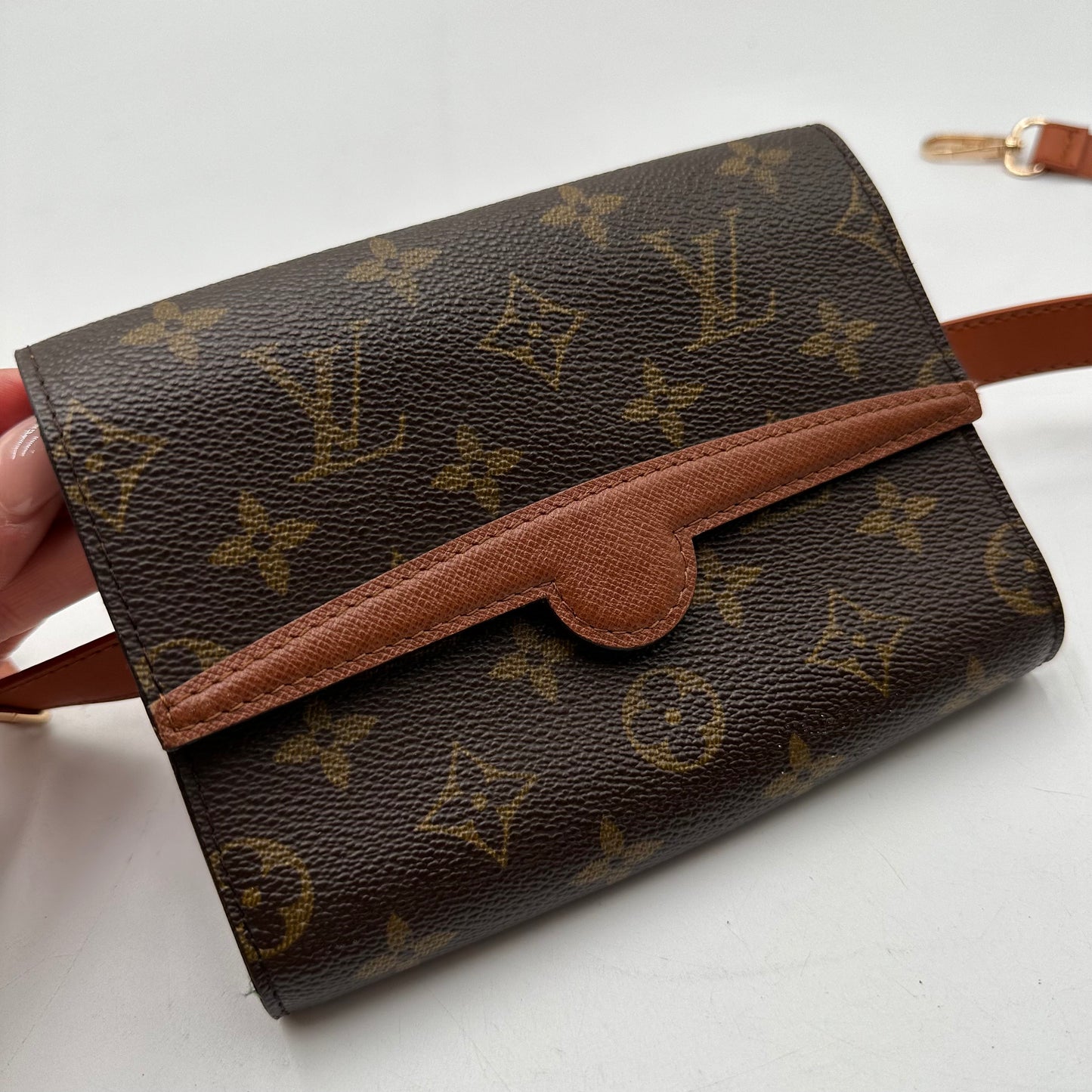 Authentic Louis Vuitton 1993 Monogram Arsch Belt Bag Crossbody