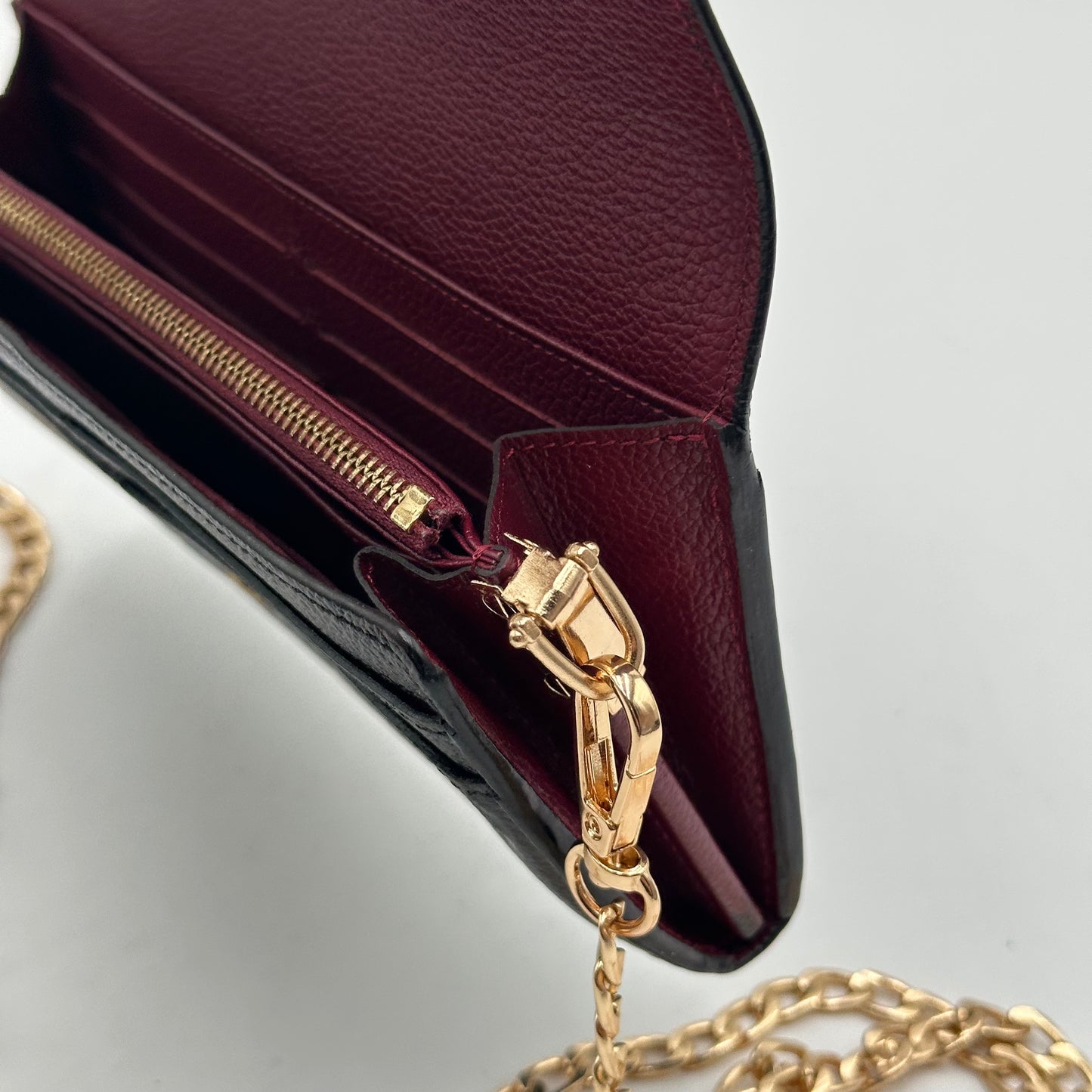 Authentic Louis Vuitton 2018 Empreinte Black Sarah Wallet Crossbody