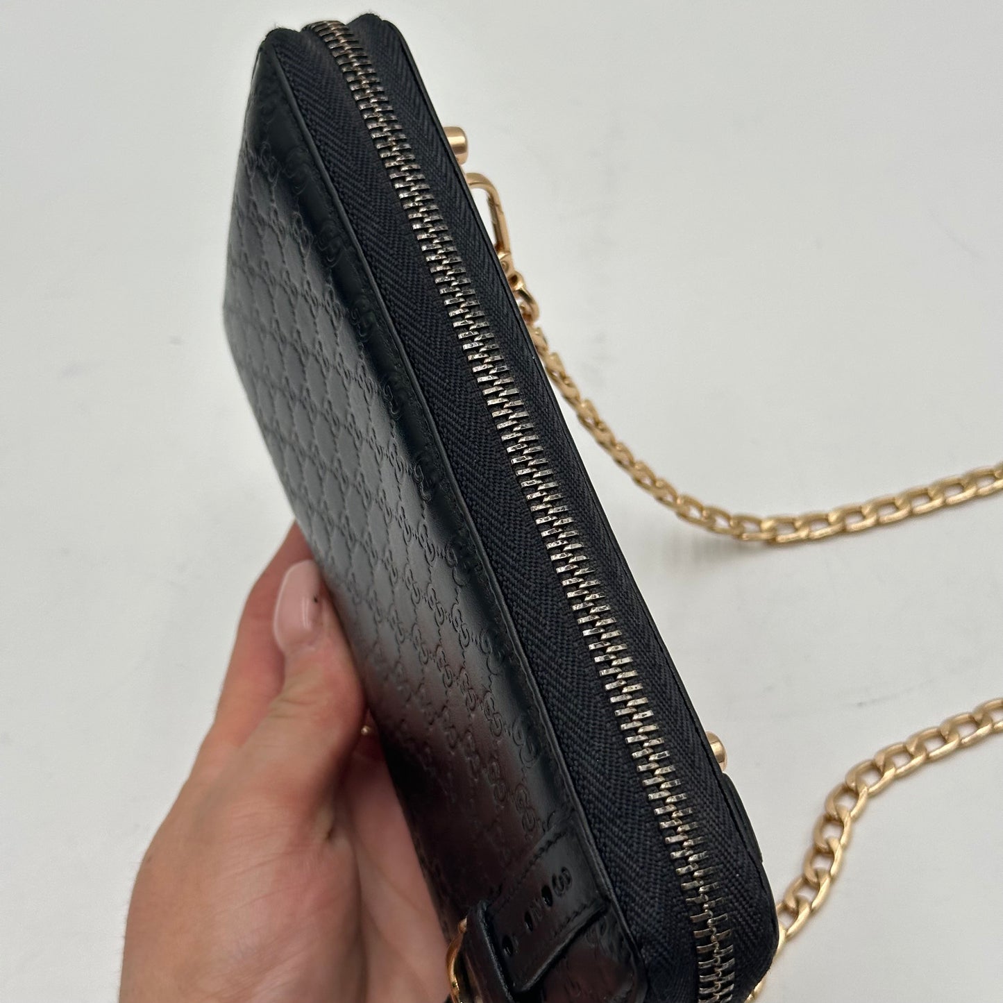 Authentic GUCCI Black Microguccisima Full Zipper Wallet Crossbody