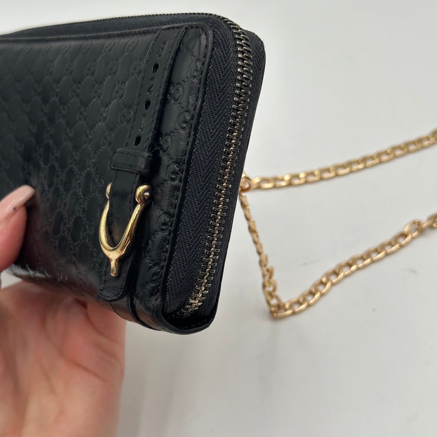 Authentic GUCCI Black Microguccisima Full Zipper Wallet Crossbody