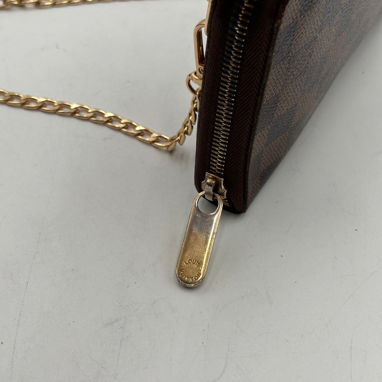 Authentic Louis Vuitton 2011 Damier Ebene Organizer Wallet Crossbody