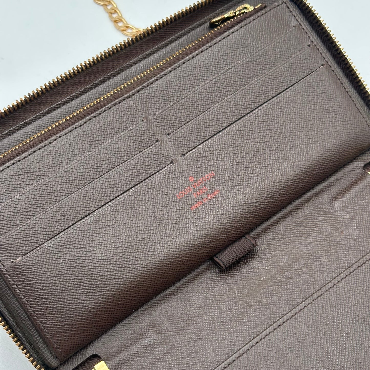 Authentic Louis Vuitton 2011 Damier Ebene Organizer Wallet Crossbody