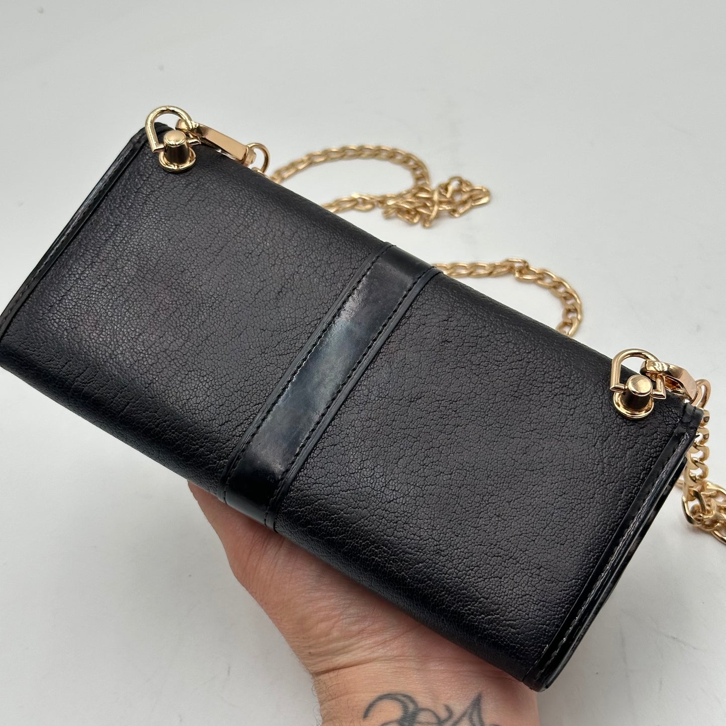 Authentic Louis Vuitton 2010 Suhali Sarah Wallet Crossbody