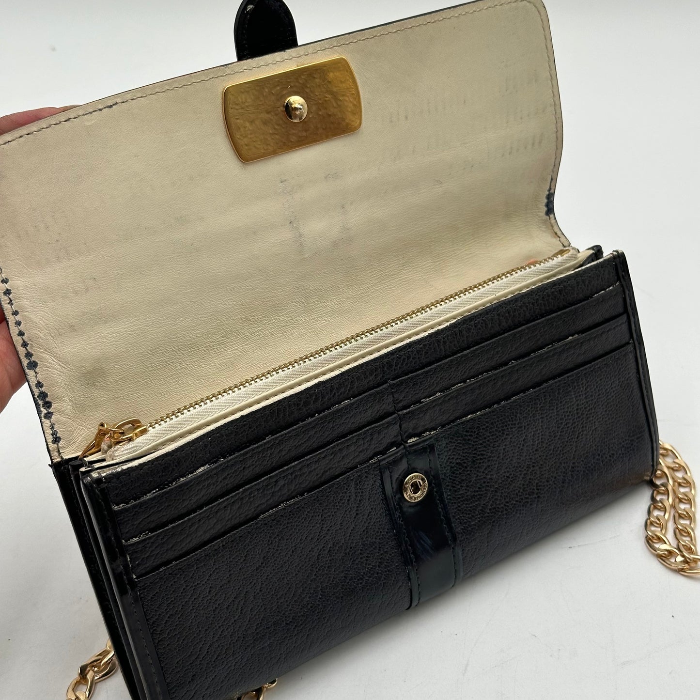 Authentic Louis Vuitton 2010 Suhali Sarah Wallet Crossbody