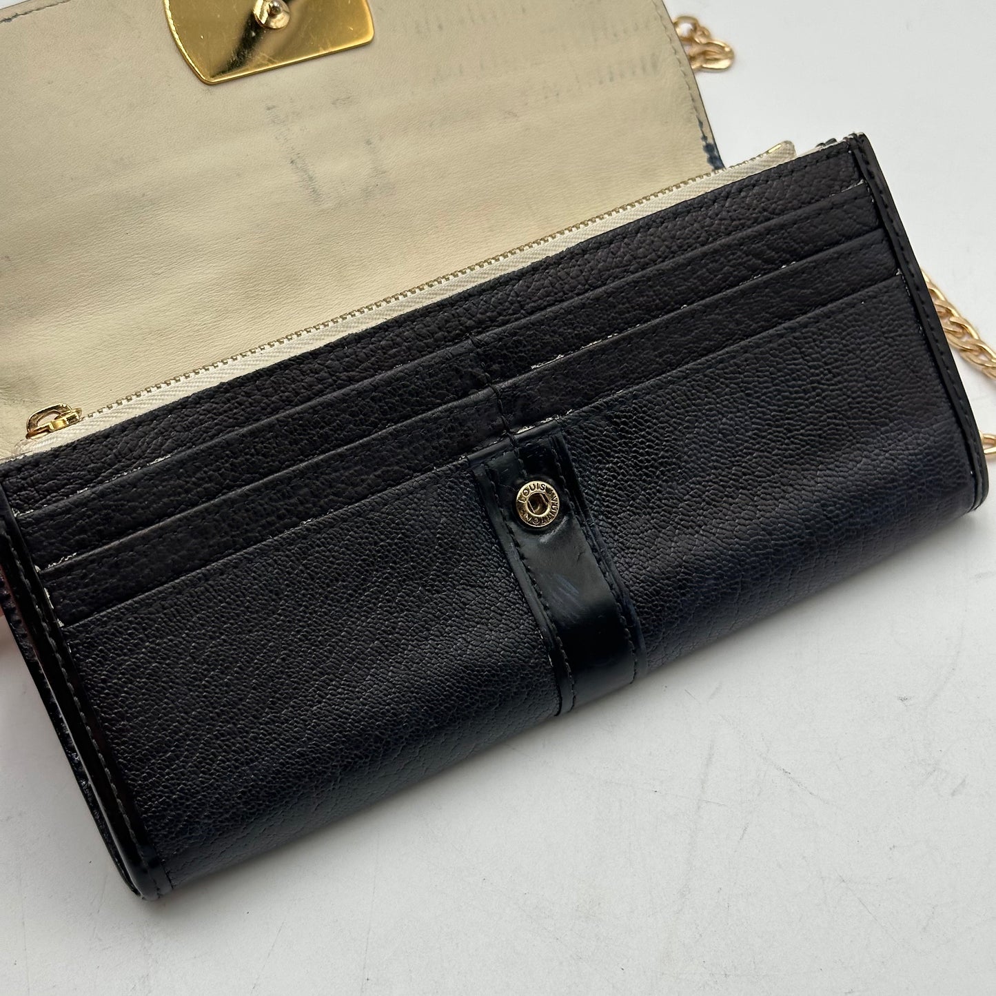 Authentic Louis Vuitton 2010 Suhali Sarah Wallet Crossbody