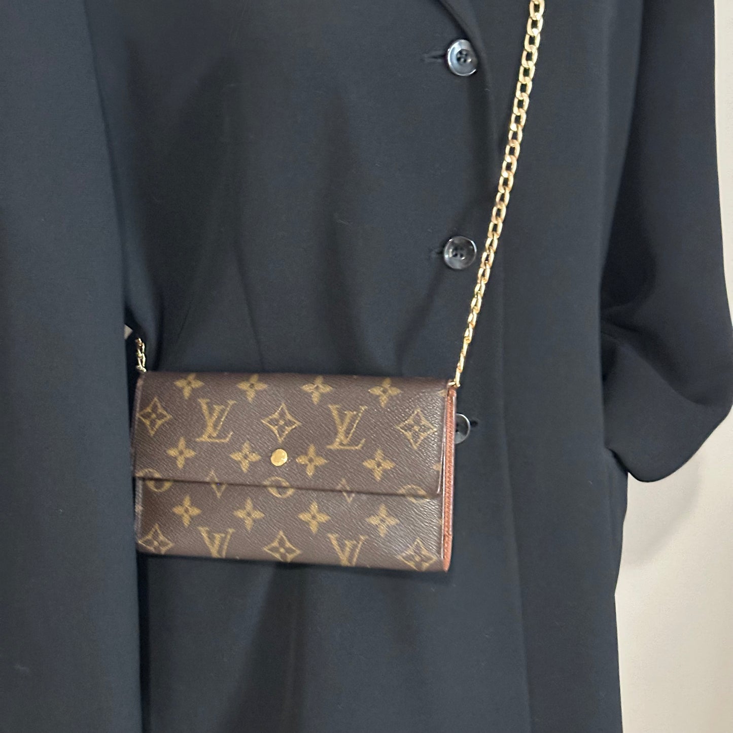 Authentic Louis Vuitton 1999 Monogram Trifold Wallet Crossbody