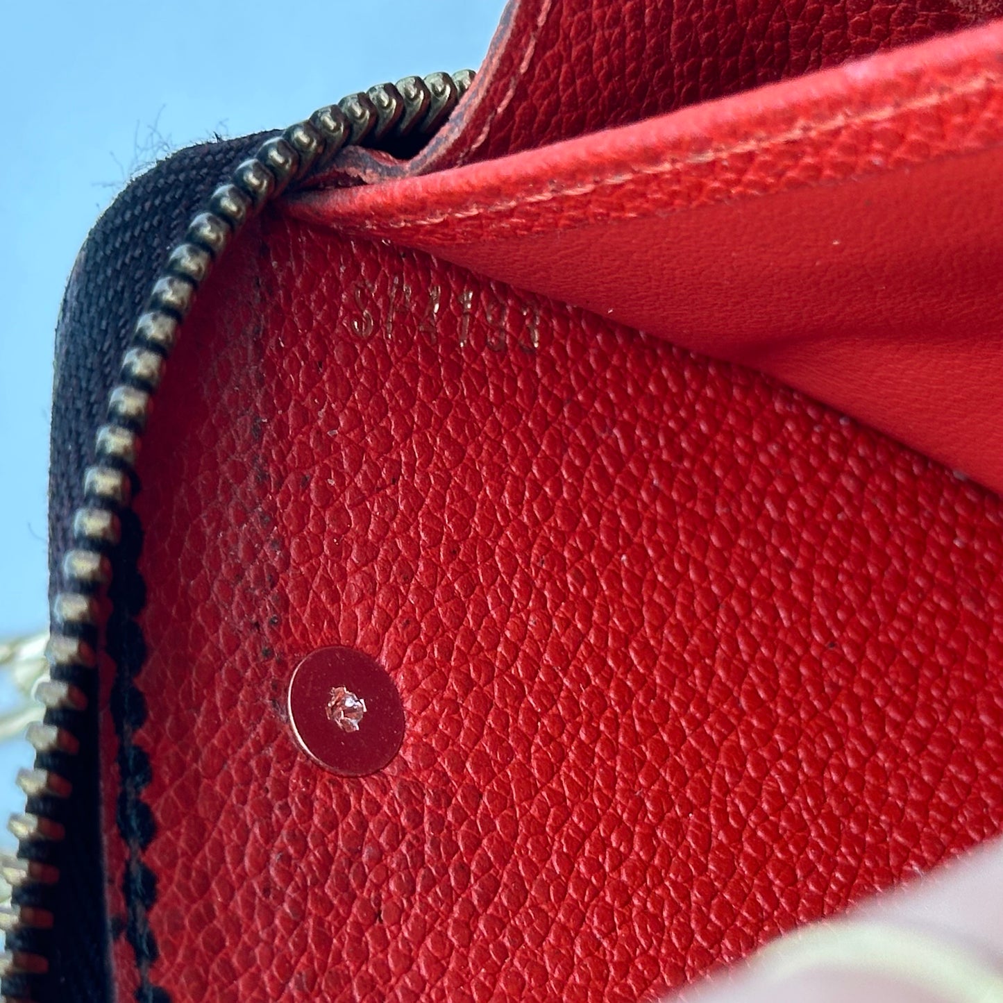 Authentic Louis Vuitton 2013 Black Empreinte Monogram Full Zipper Wallet Crossbody