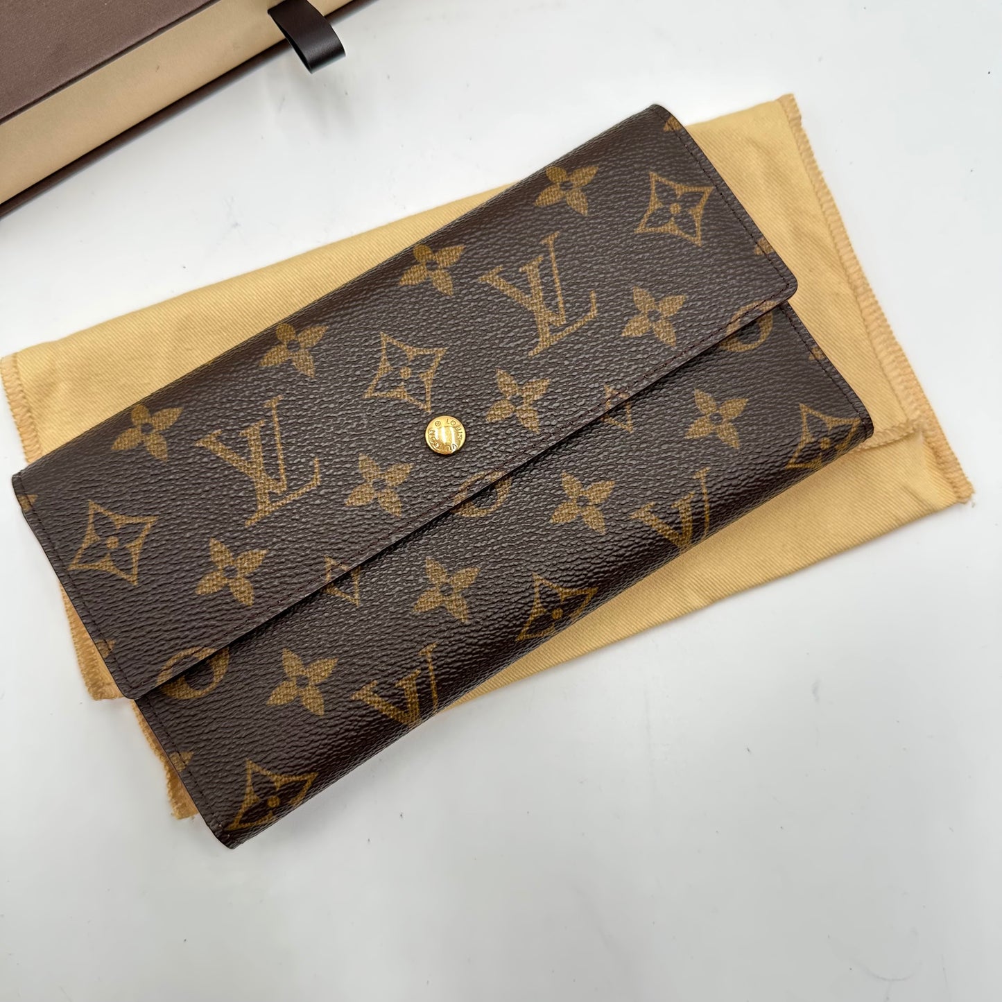 Authentic Louis Vuitton 1999 Monogram Trifold Wallet Crossbody