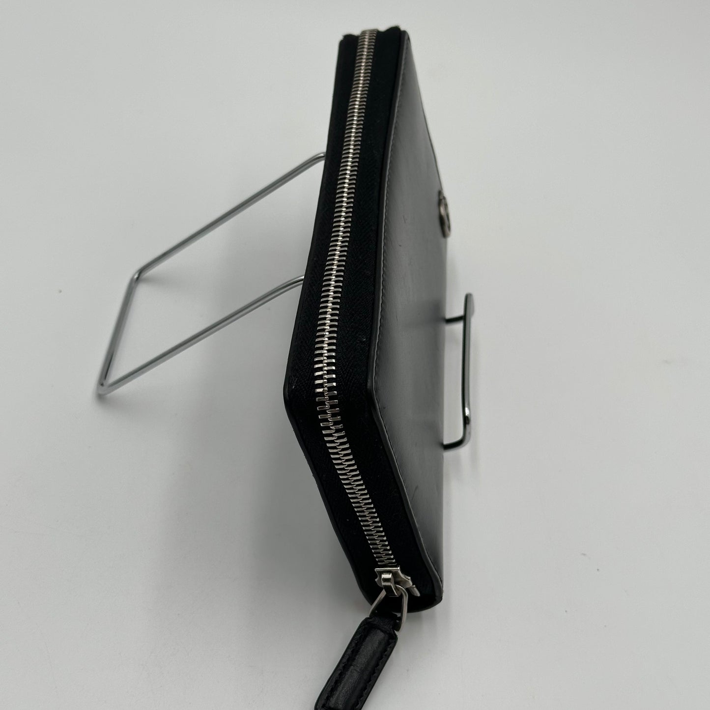 Authentic GUCCI Marmont Full Zip Wallet