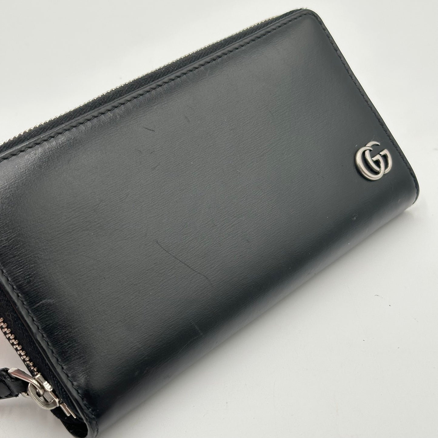 Authentic GUCCI Marmont Full Zip Wallet