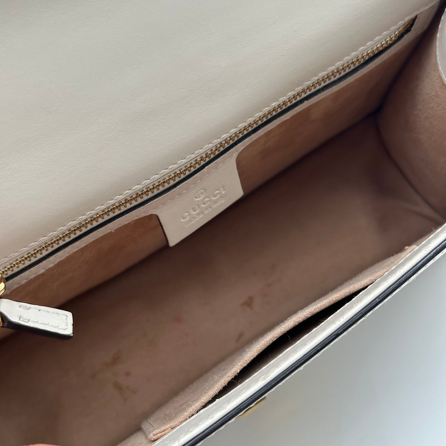 Authentic GUCCI Small Off White Sylvie