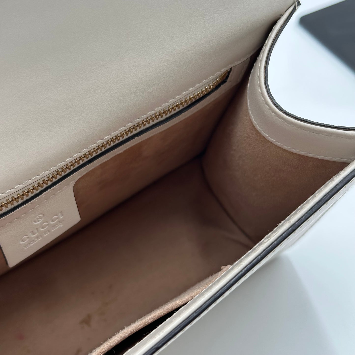 Authentic GUCCI Small Off White Sylvie