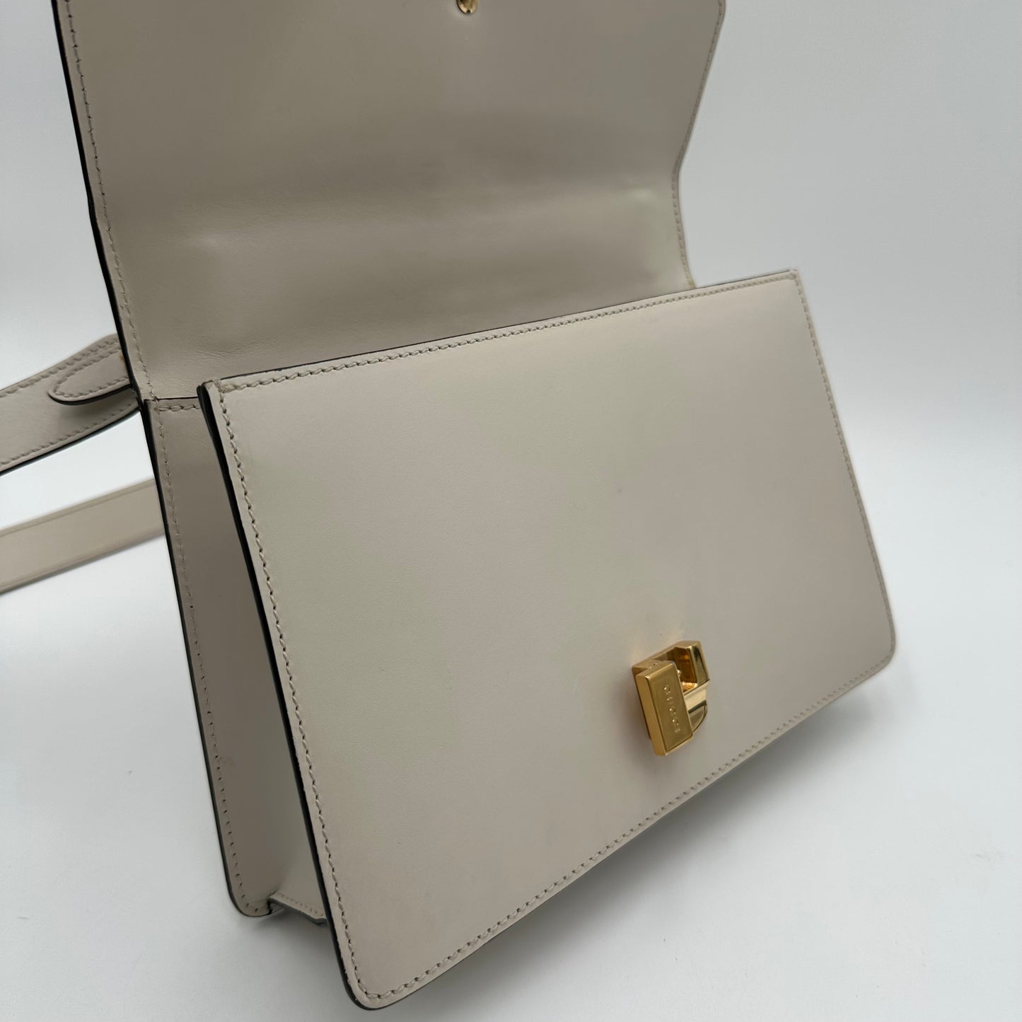 Authentic GUCCI Small Off White Sylvie