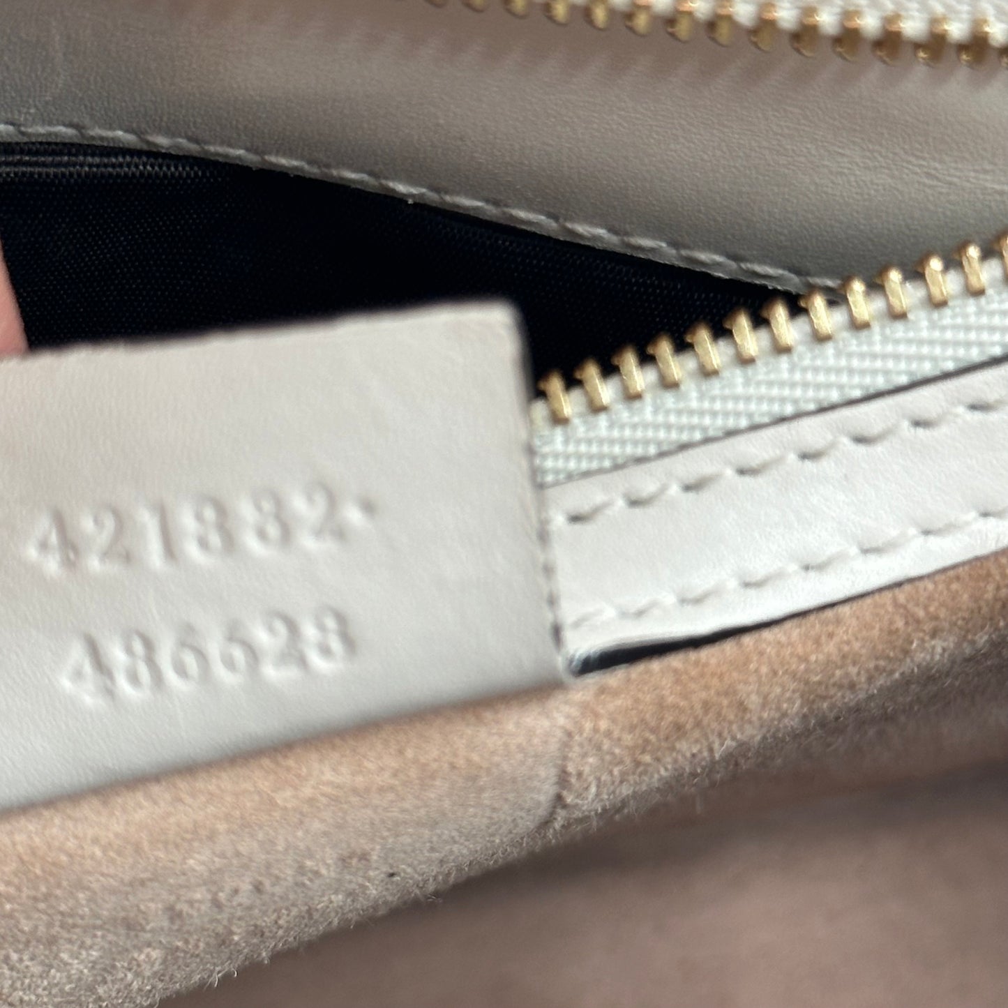 Authentic GUCCI Small Off White Sylvie