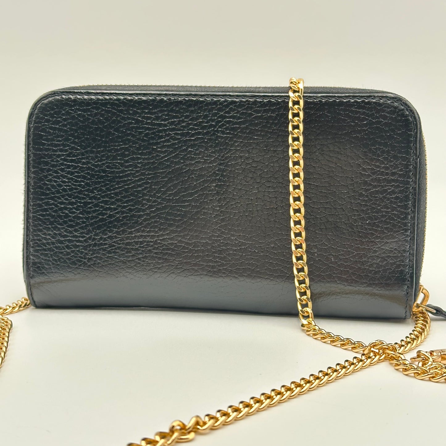 Authentic GUCCI Calfskin Zipper Wallet