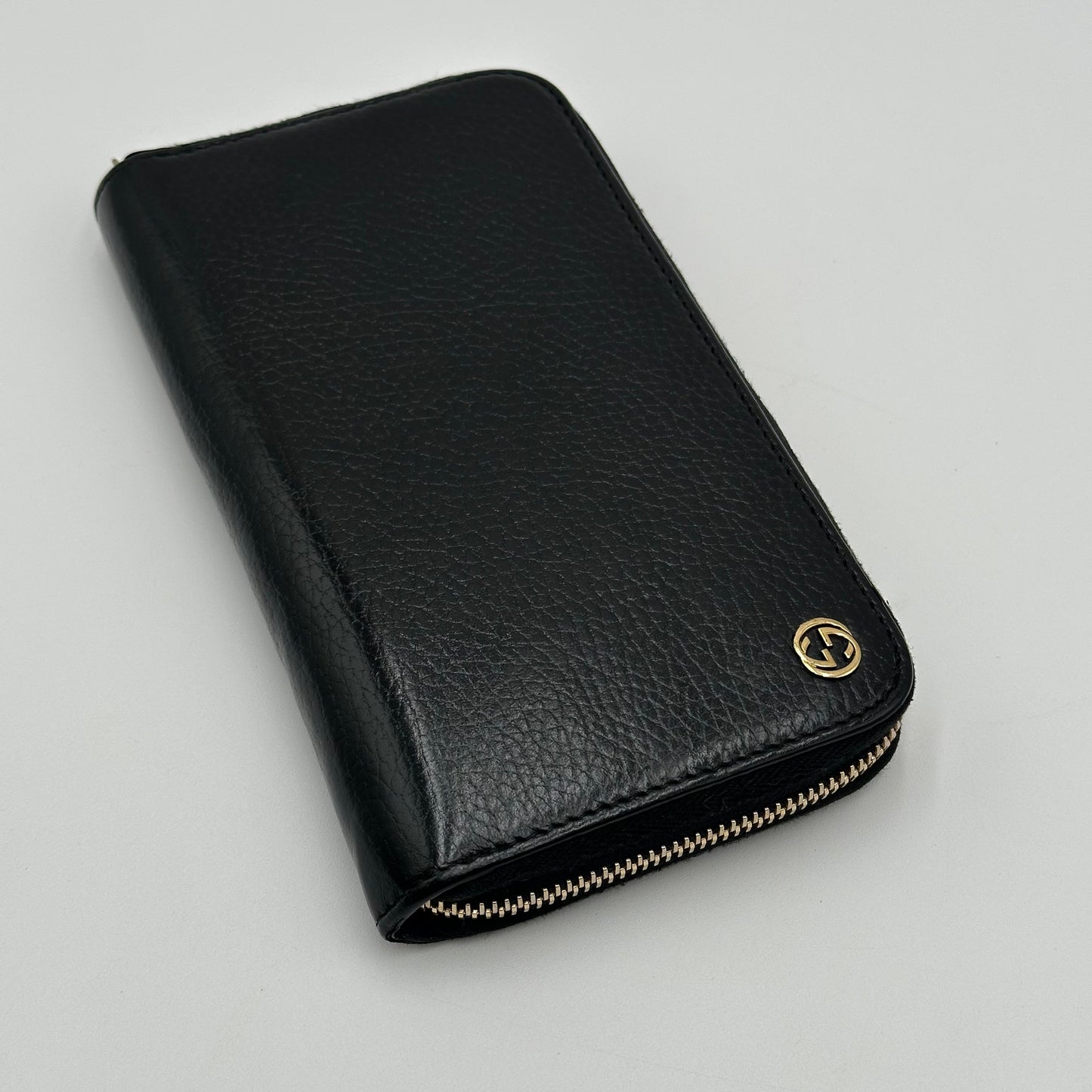 Authentic GUCCI Calfskin Zipper Wallet