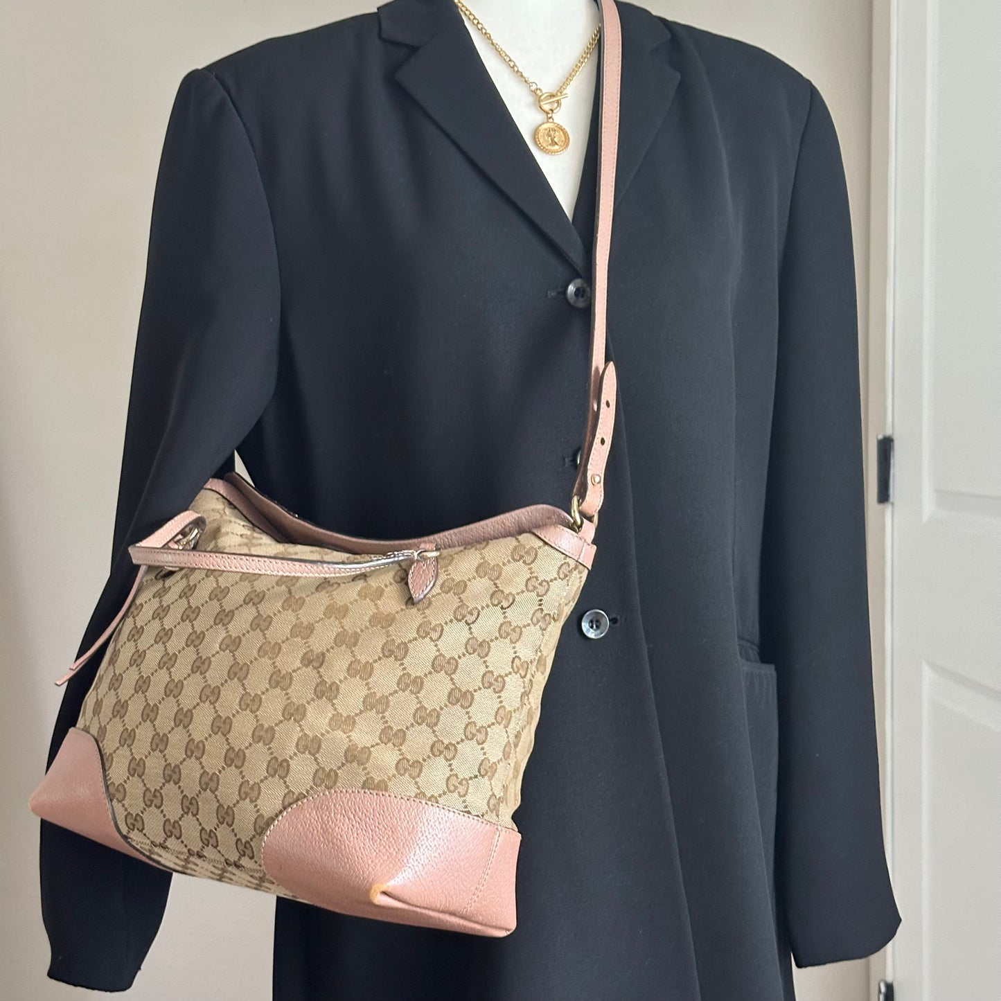 Authentic GUCCI GG Canvas Medium Bree Tote Crossbody