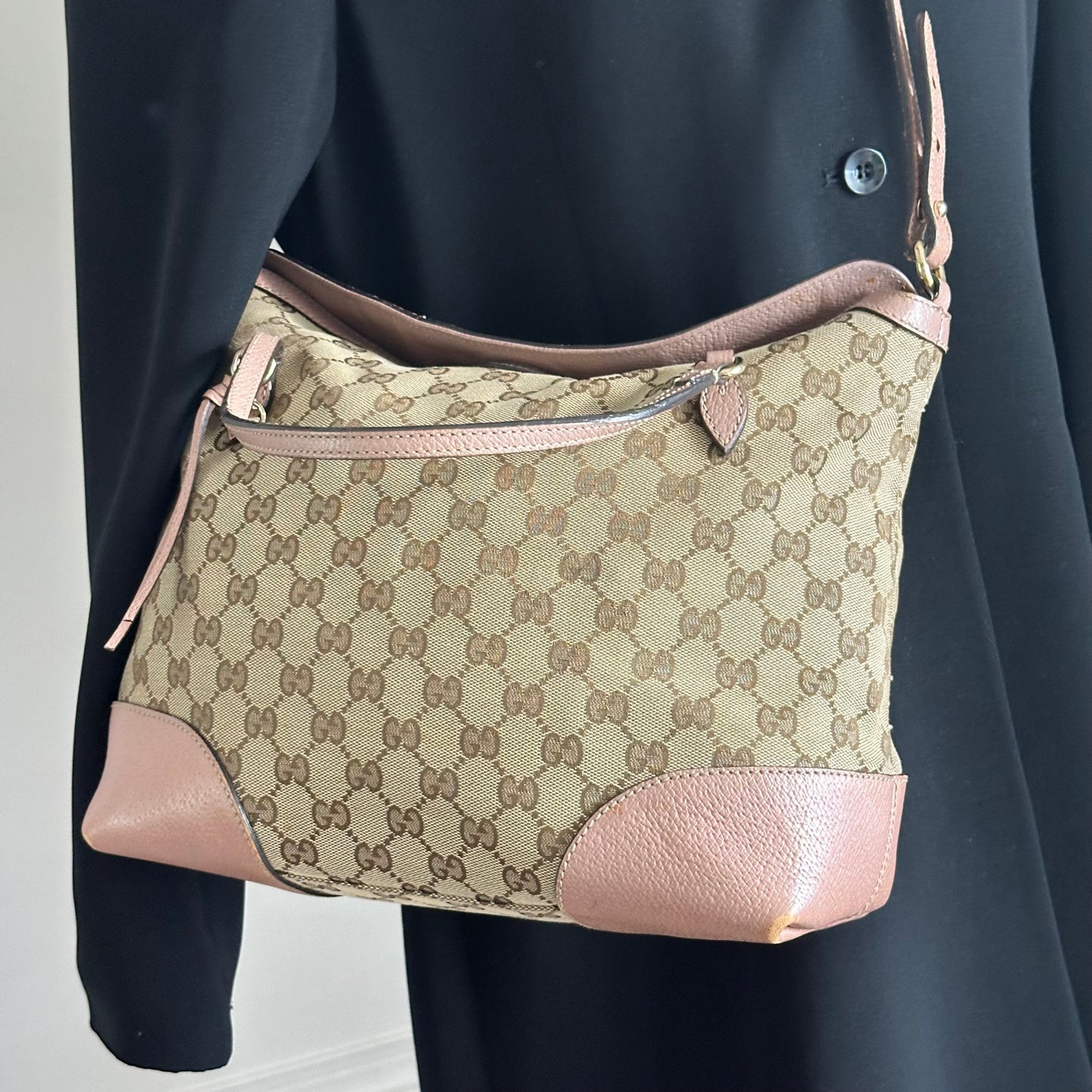 Authentic GUCCI GG Canvas Medium Bree Tote Crossbody