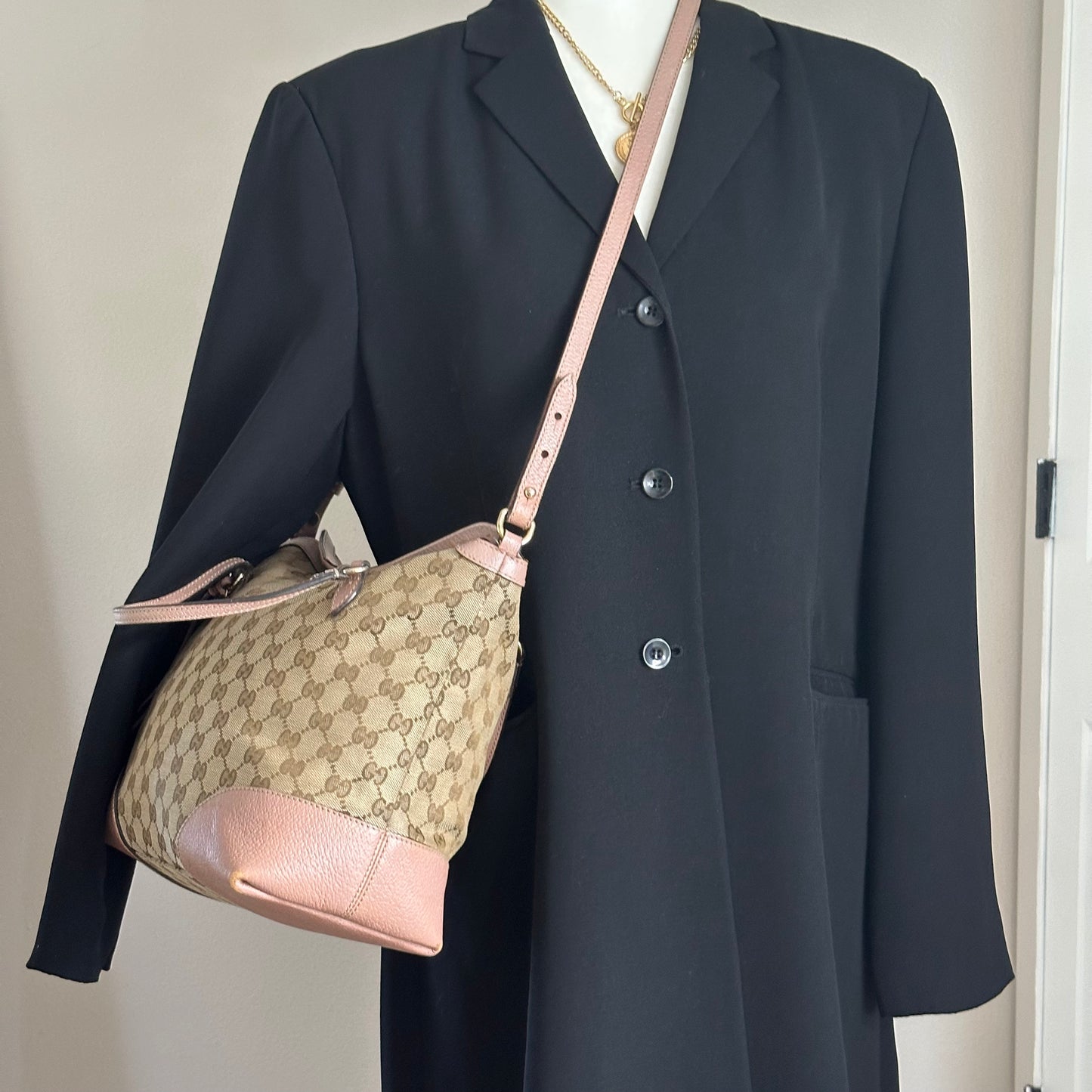 Authentic GUCCI GG Canvas Medium Bree Tote Crossbody